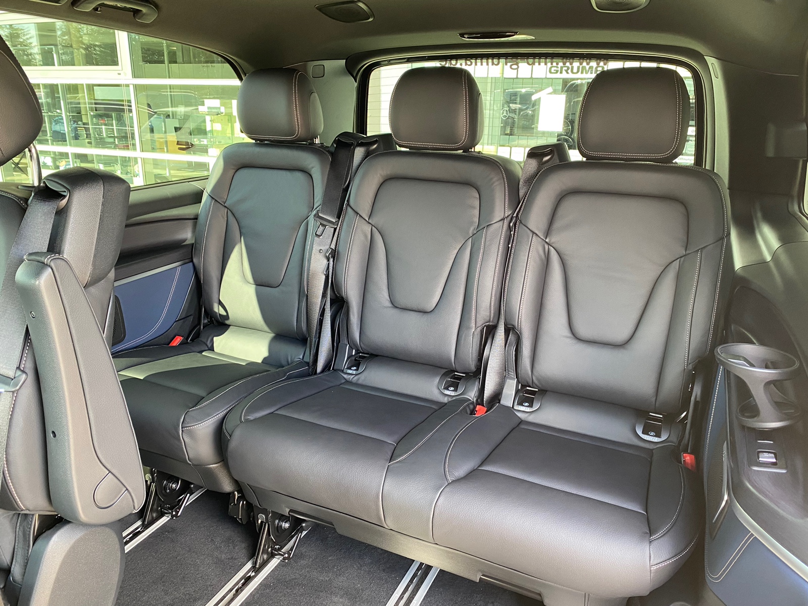 Mercedes-Benz EQV 300 AVANTG NP 100TEUR