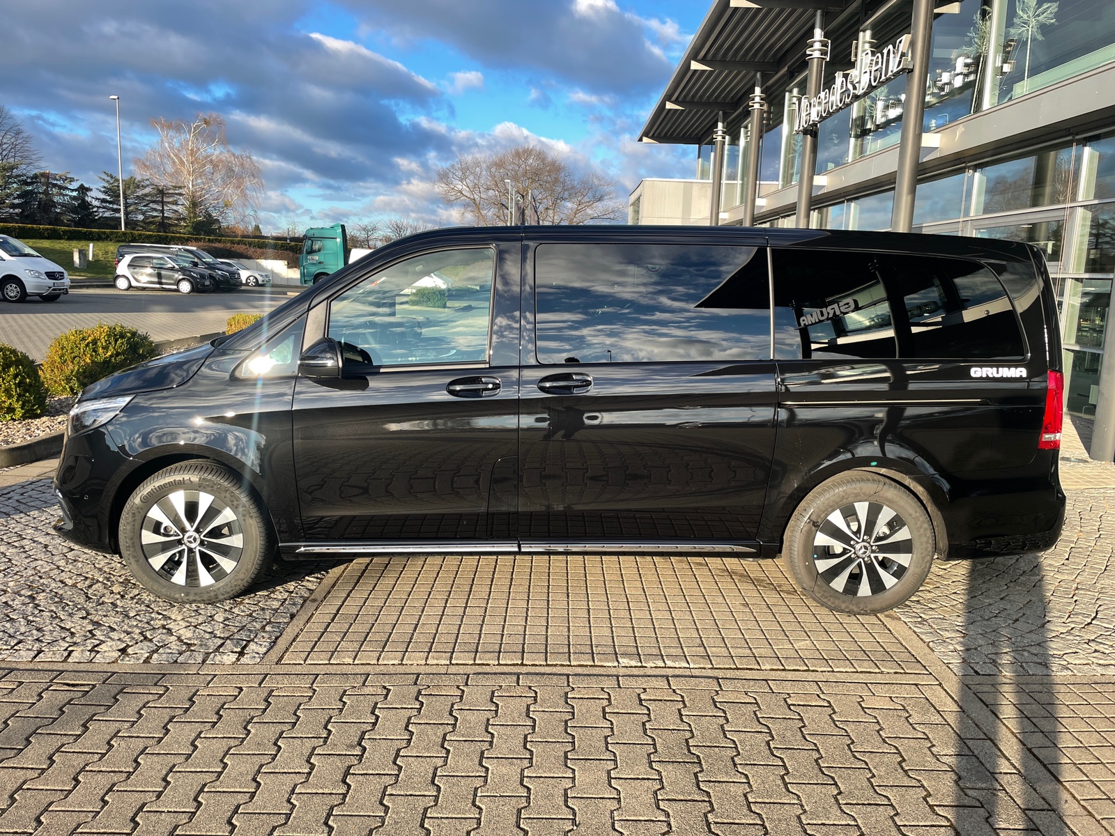 Mercedes-Benz EQV 300 AVANTGARDE