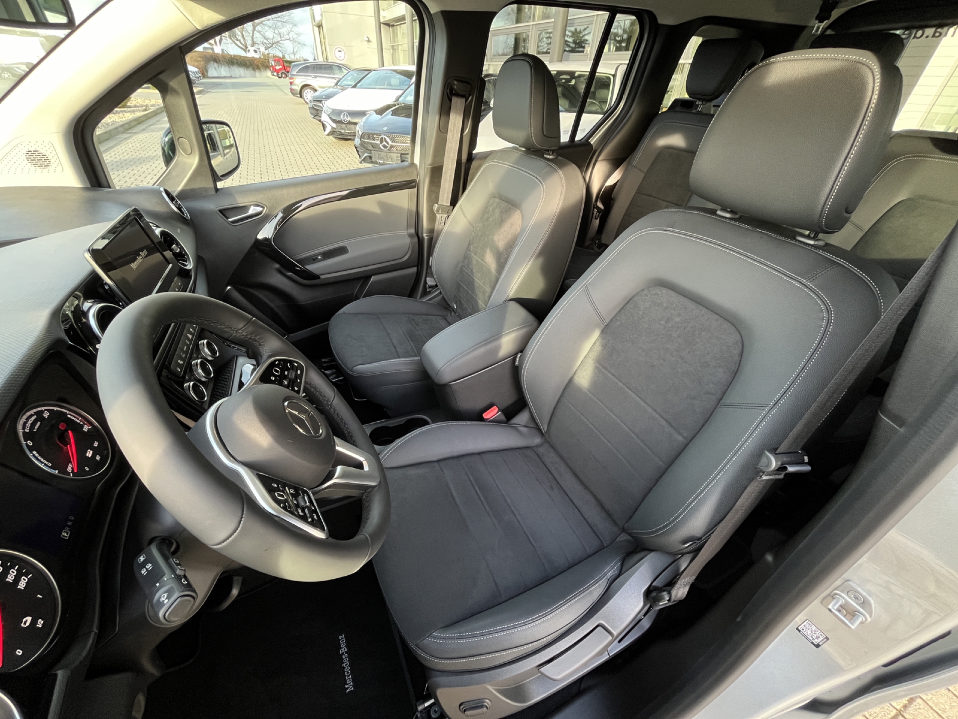 Mercedes-Benz EQT 200 Style