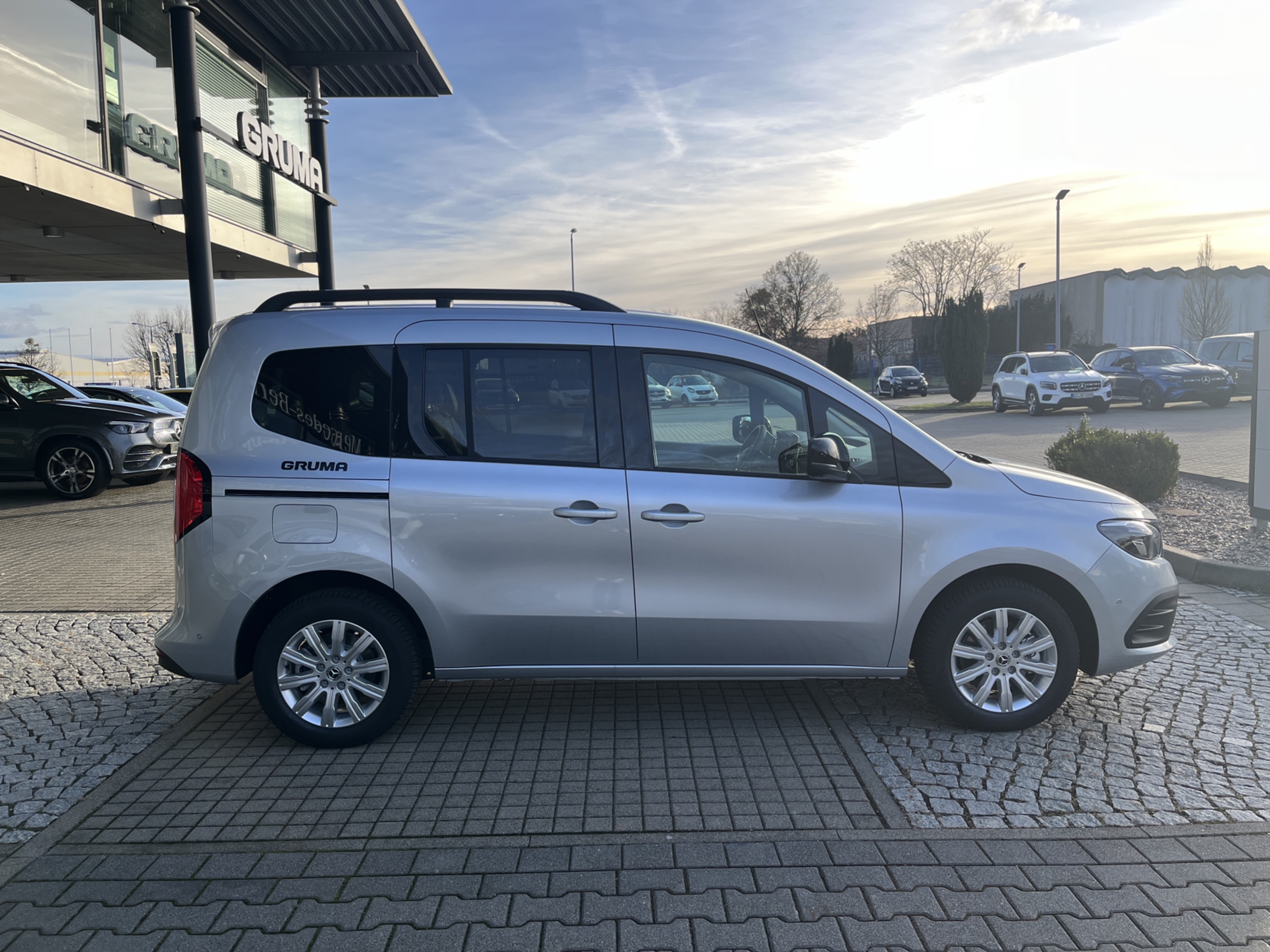 Mercedes-Benz EQT 200 Style