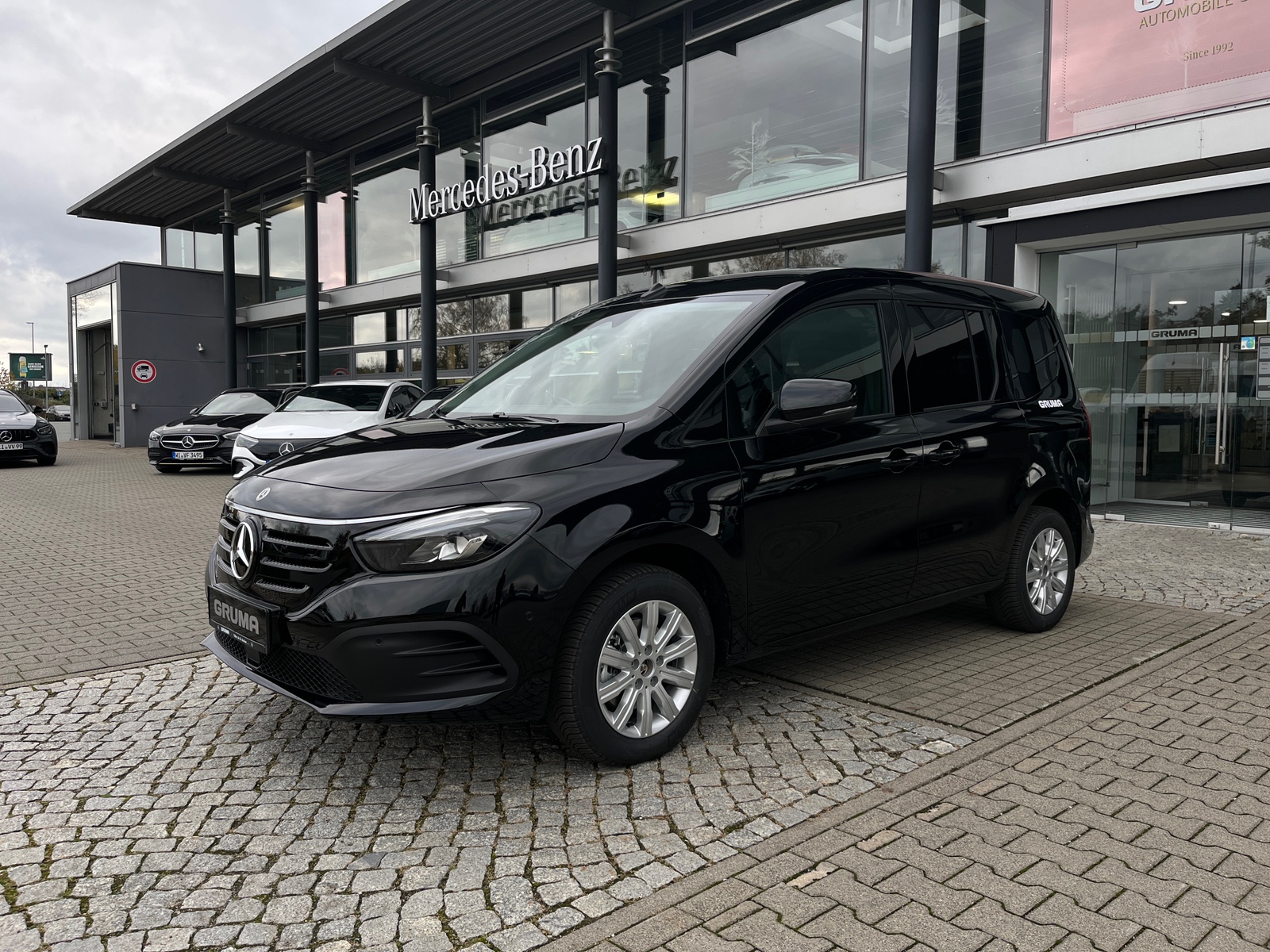 Mercedes-Benz EQT 200