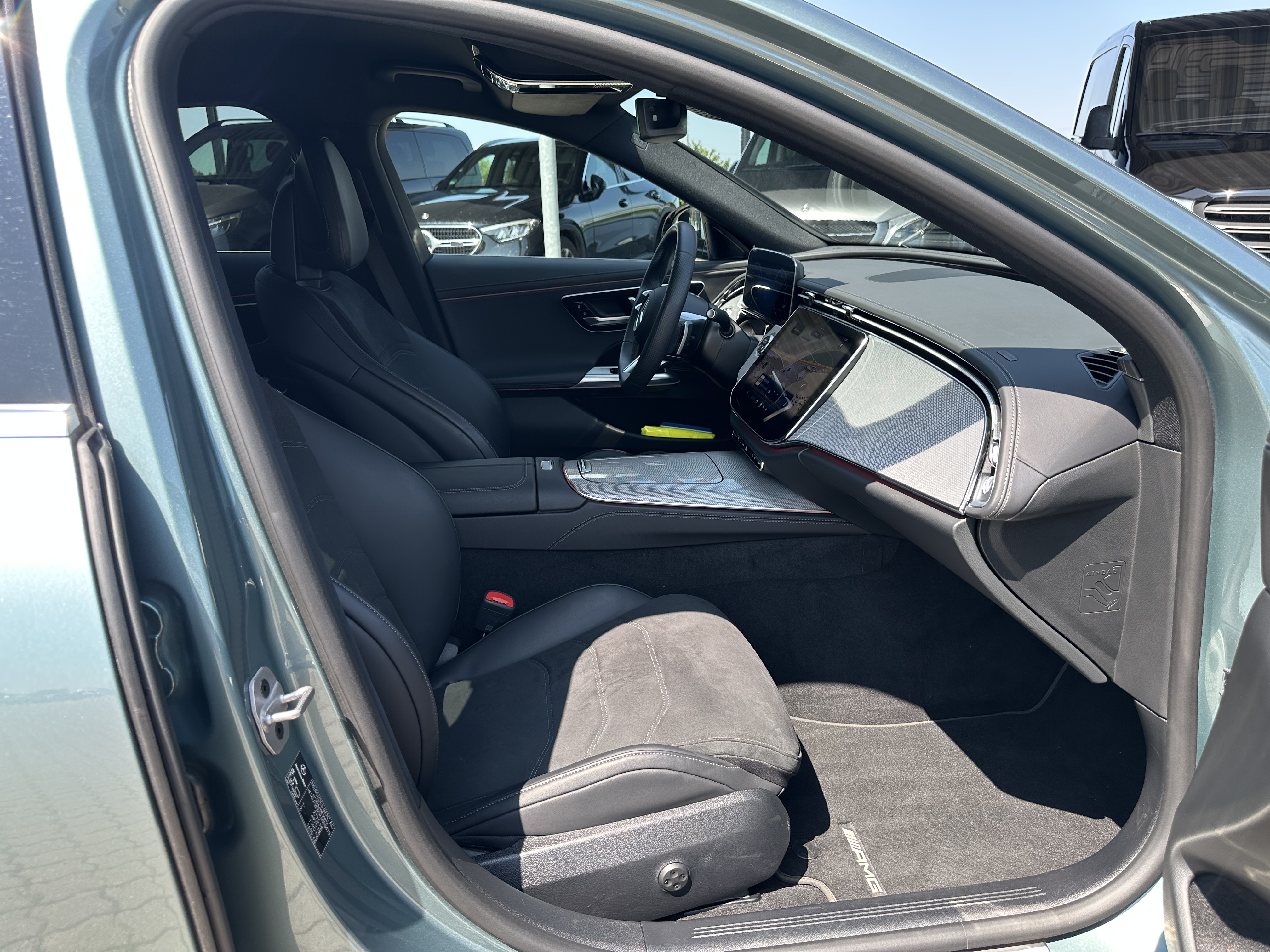 Mercedes-Benz E 300 e