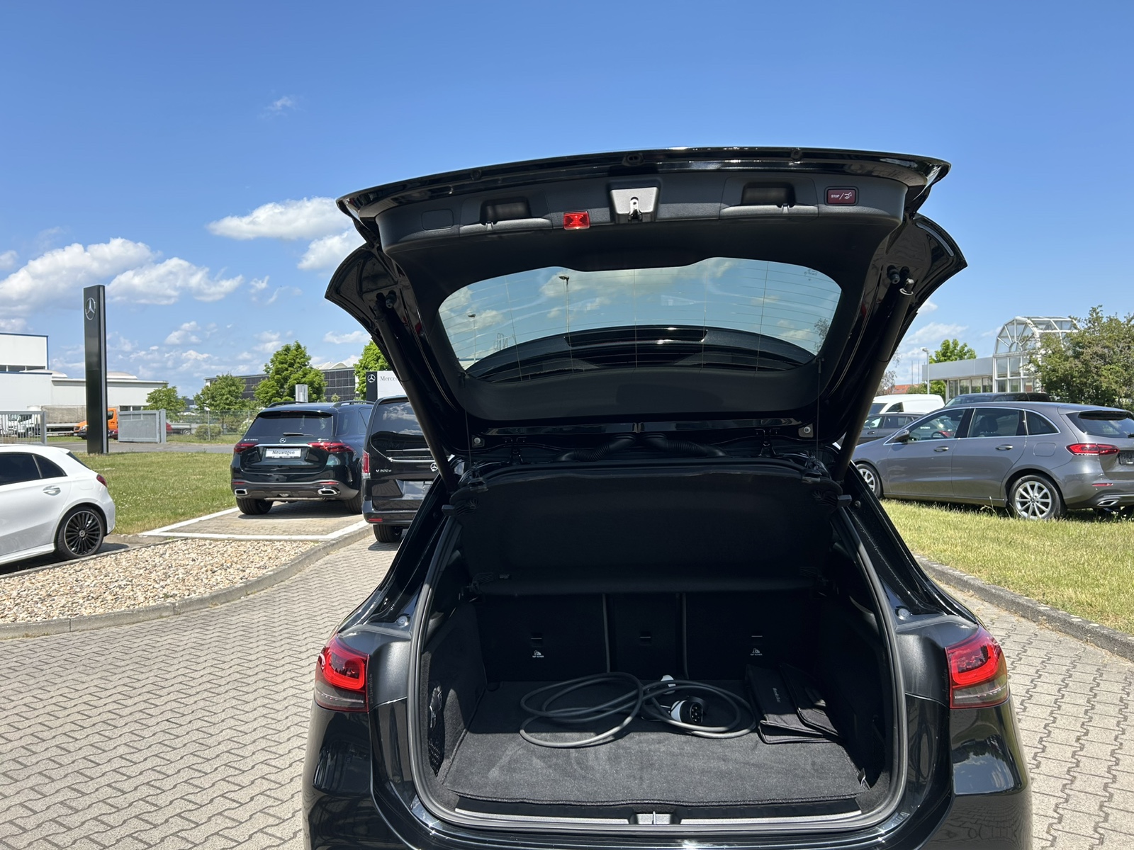 Mercedes-Benz EQA 250 