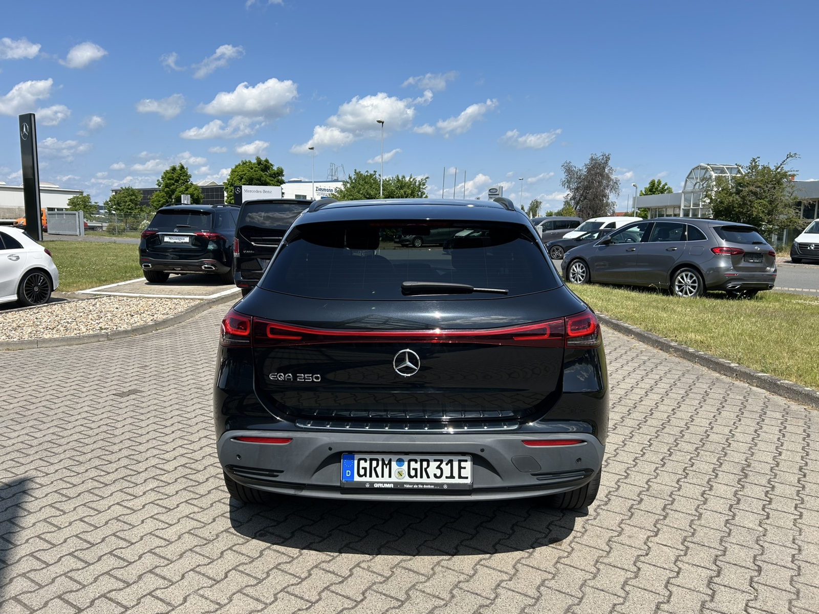 Mercedes-Benz EQA 250 