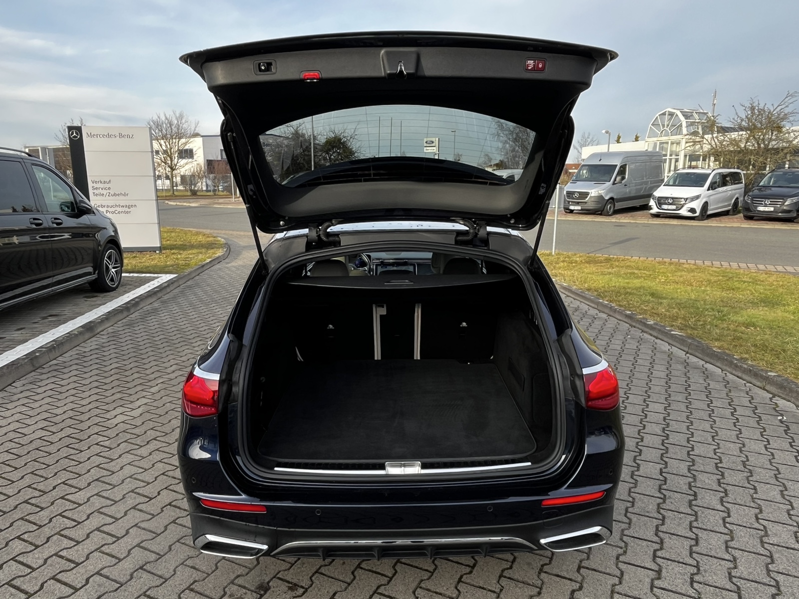 Mercedes-Benz E 220 d T