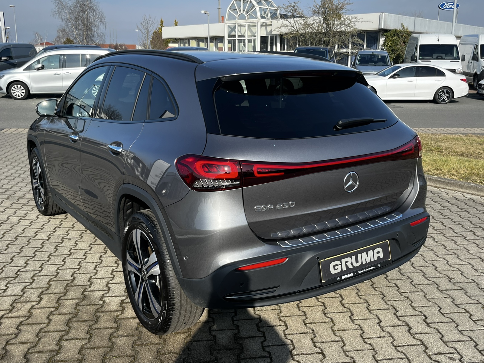 Mercedes-Benz EQA 250 