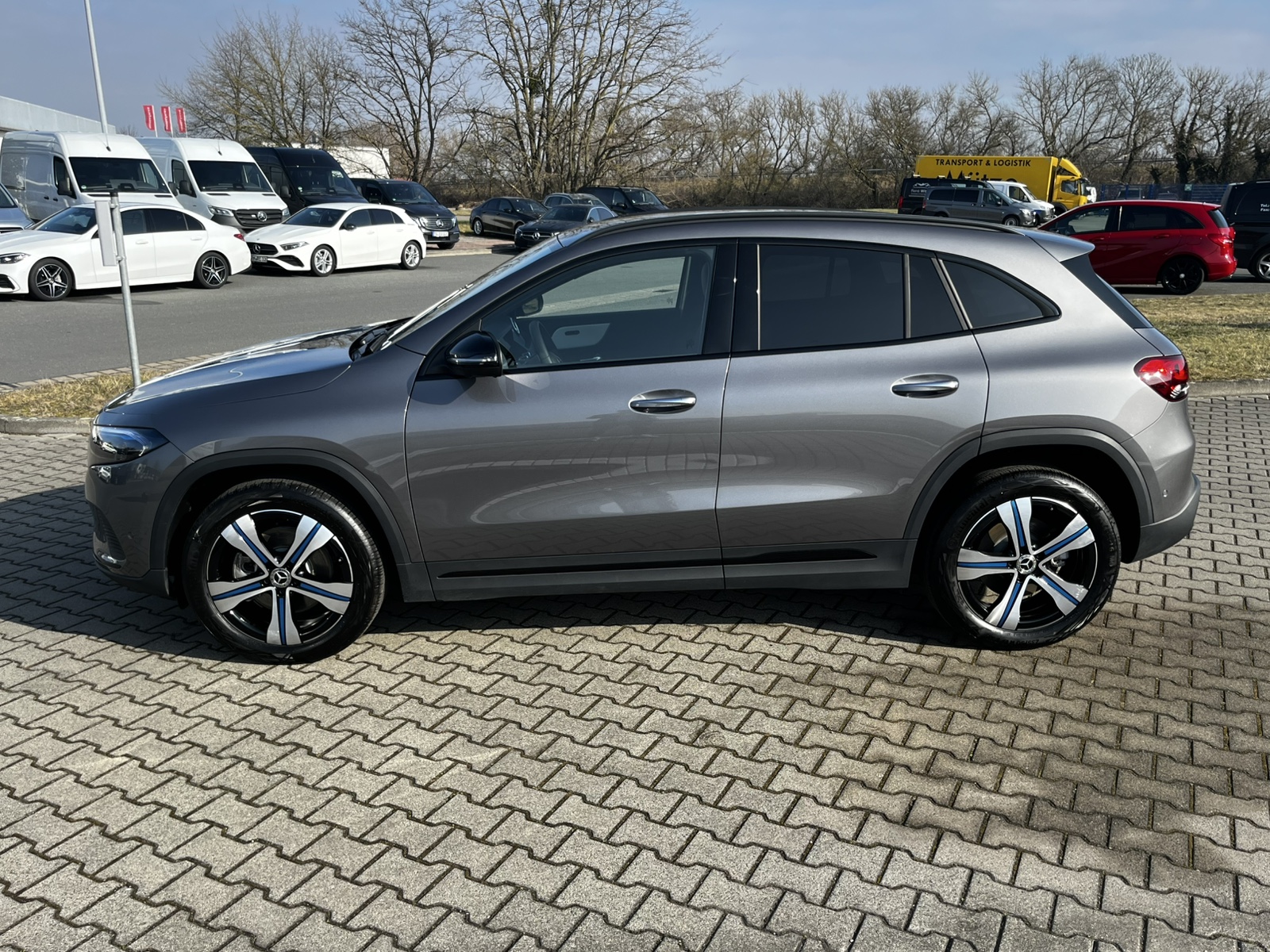 Mercedes-Benz EQA 250 