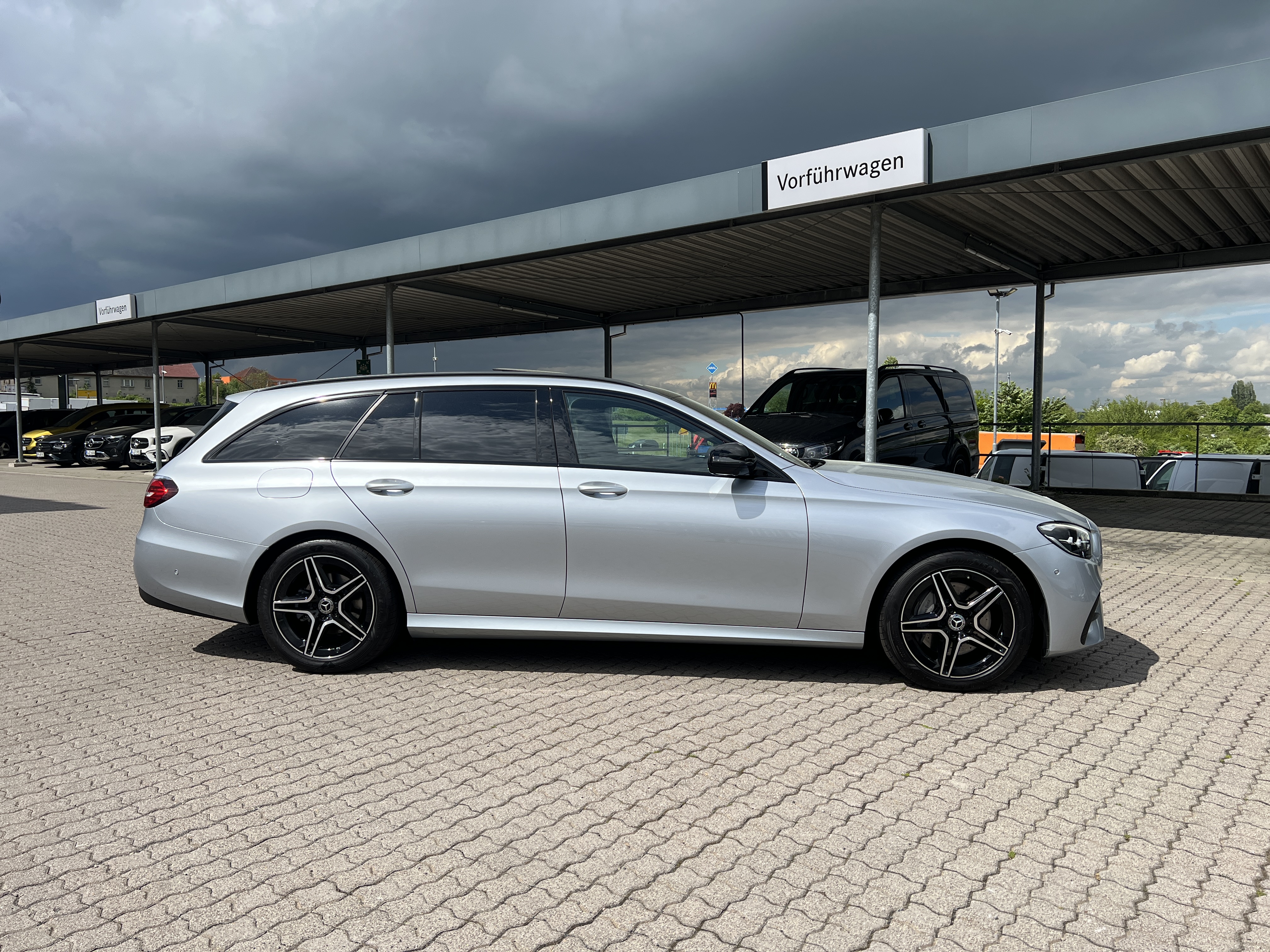 Mercedes-Benz E 200 d T