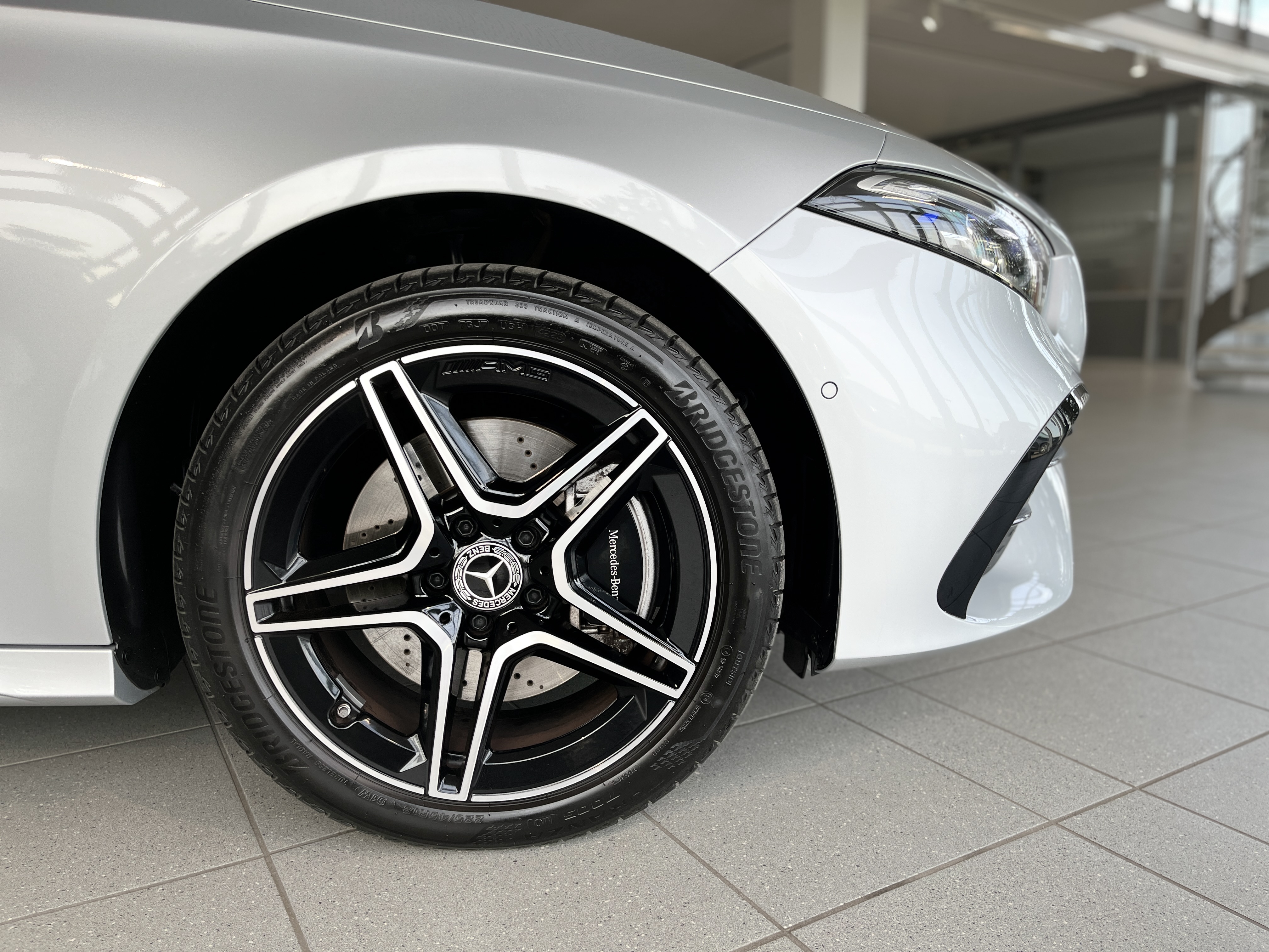 Mercedes-Benz A 250 e Limo