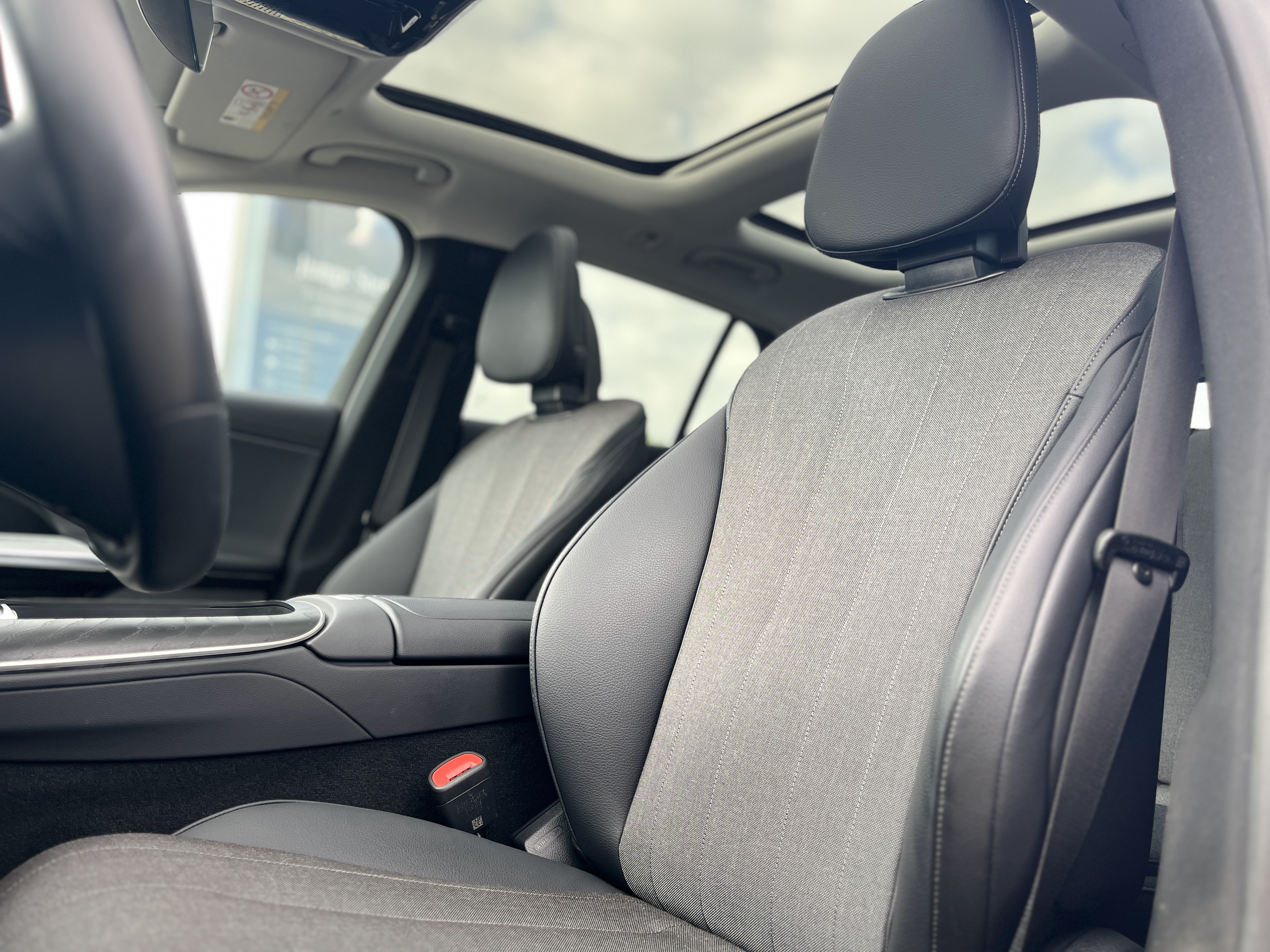 Mercedes-Benz E 220 d 4M T