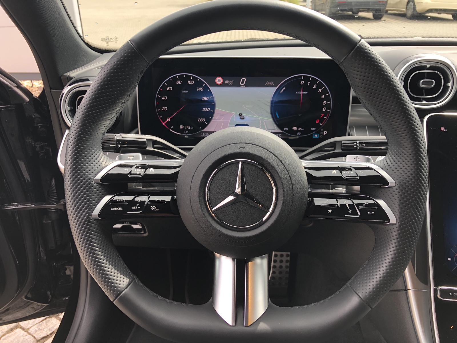 Mercedes-Benz C 300 e