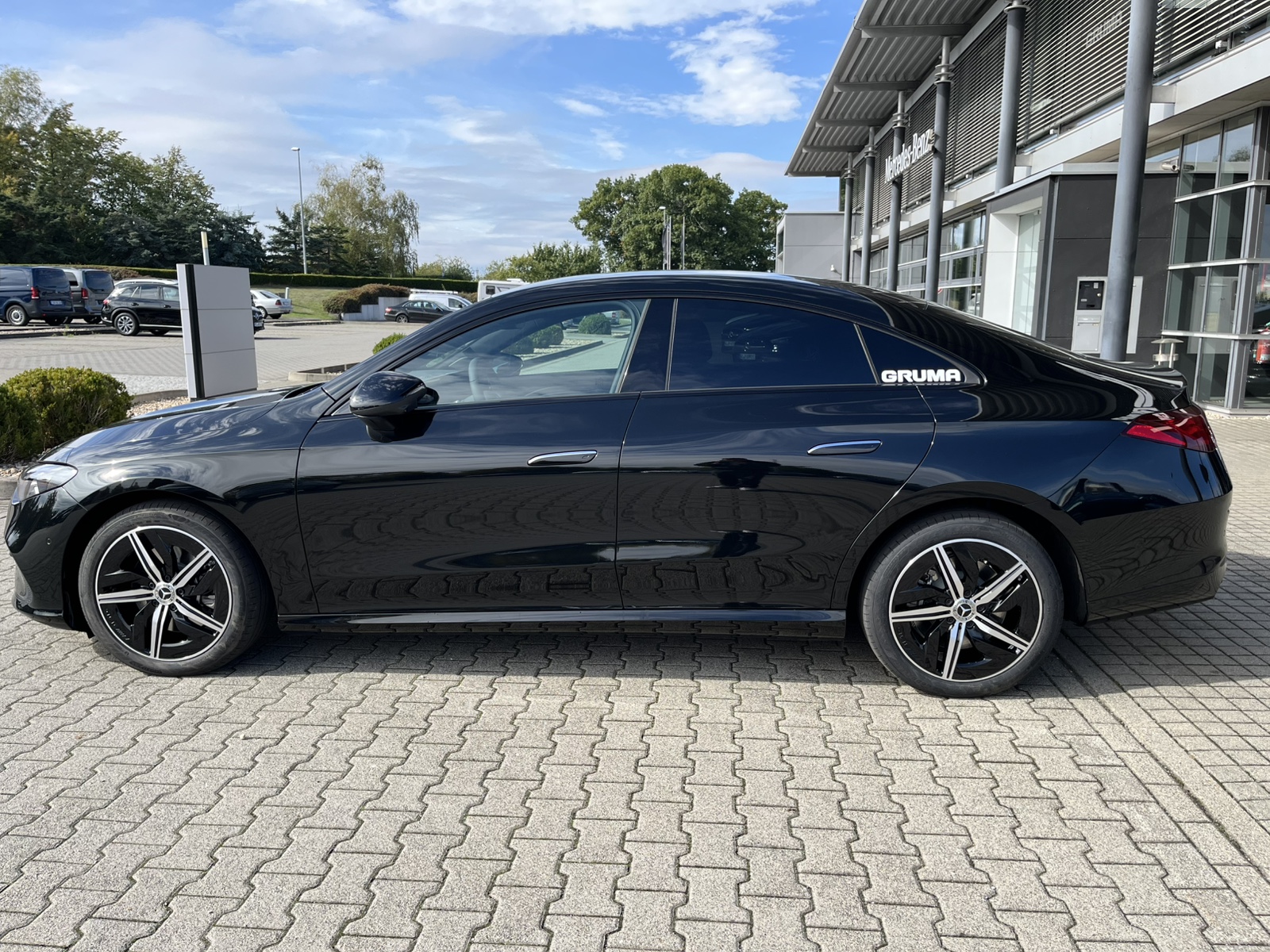 Mercedes-Benz CLA 250 +