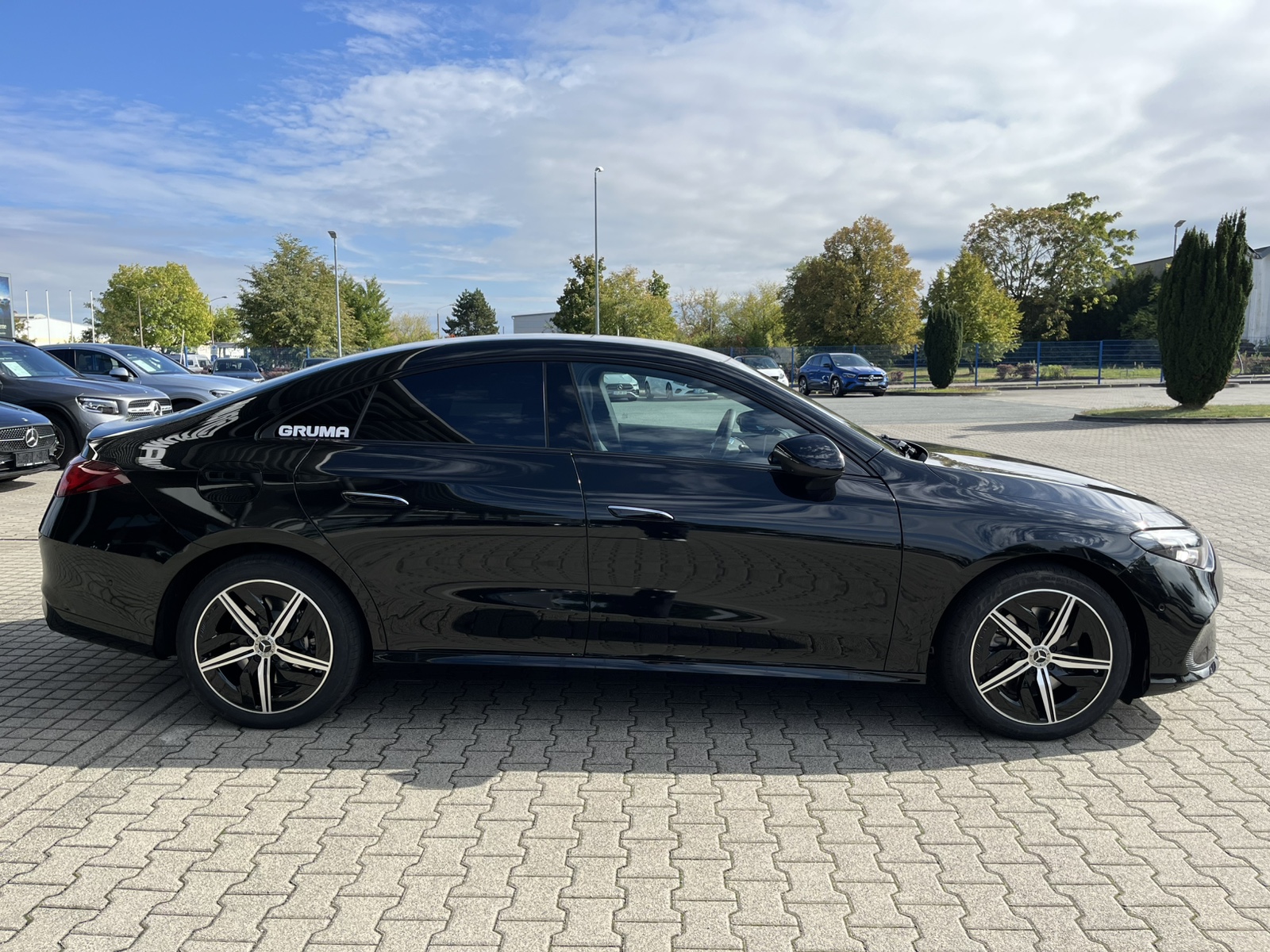 Mercedes-Benz CLA 250 +