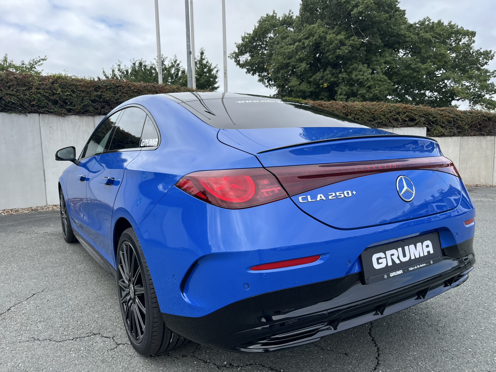 Mercedes-Benz CLA 250 +