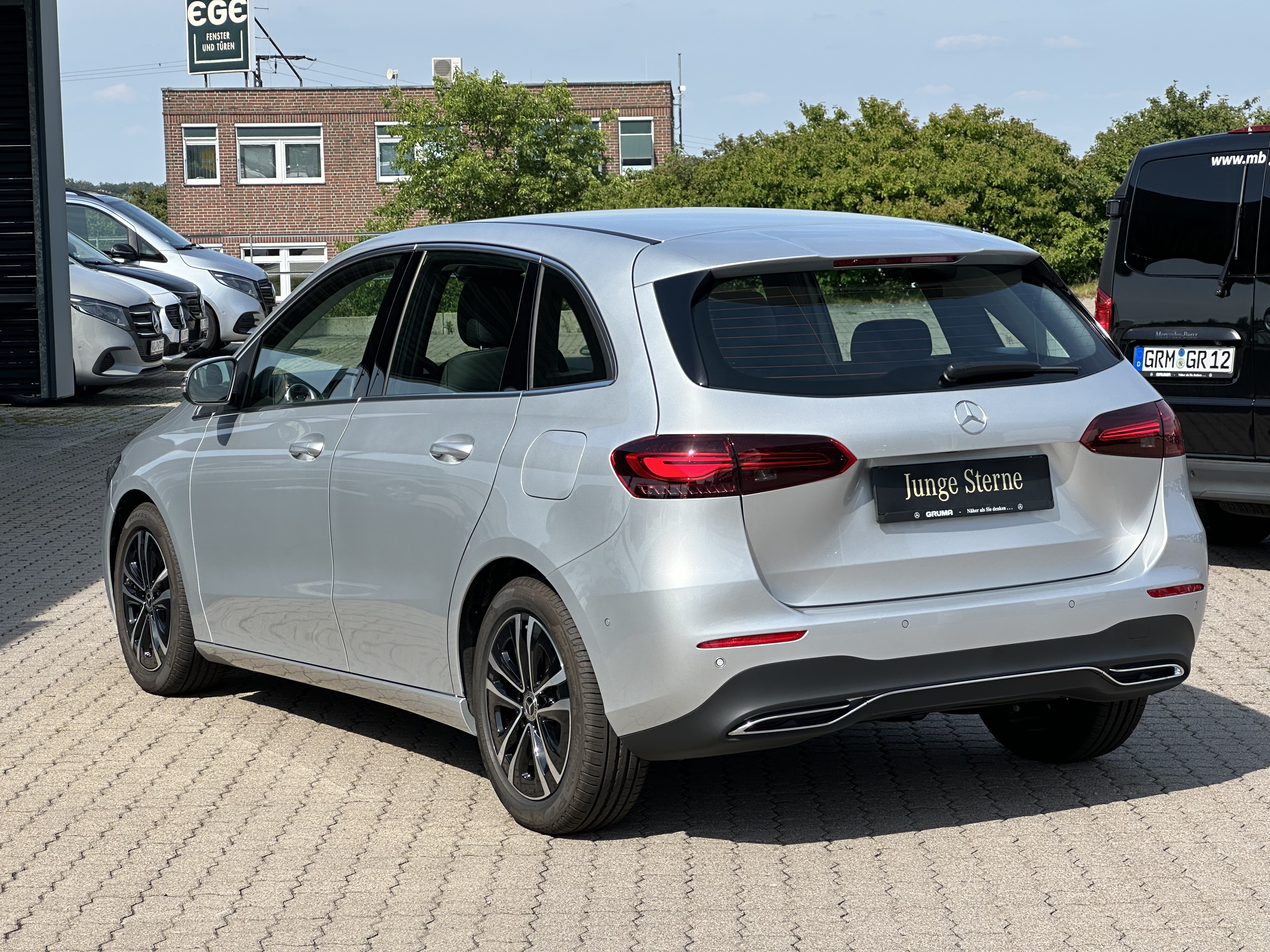 Mercedes-Benz B 180 d