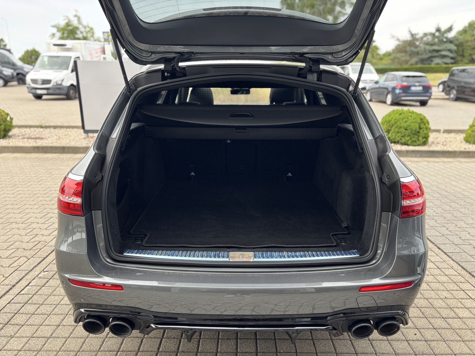 Mercedes-Benz E 53 AMG Mercedes-AMG E 53 4M+ T