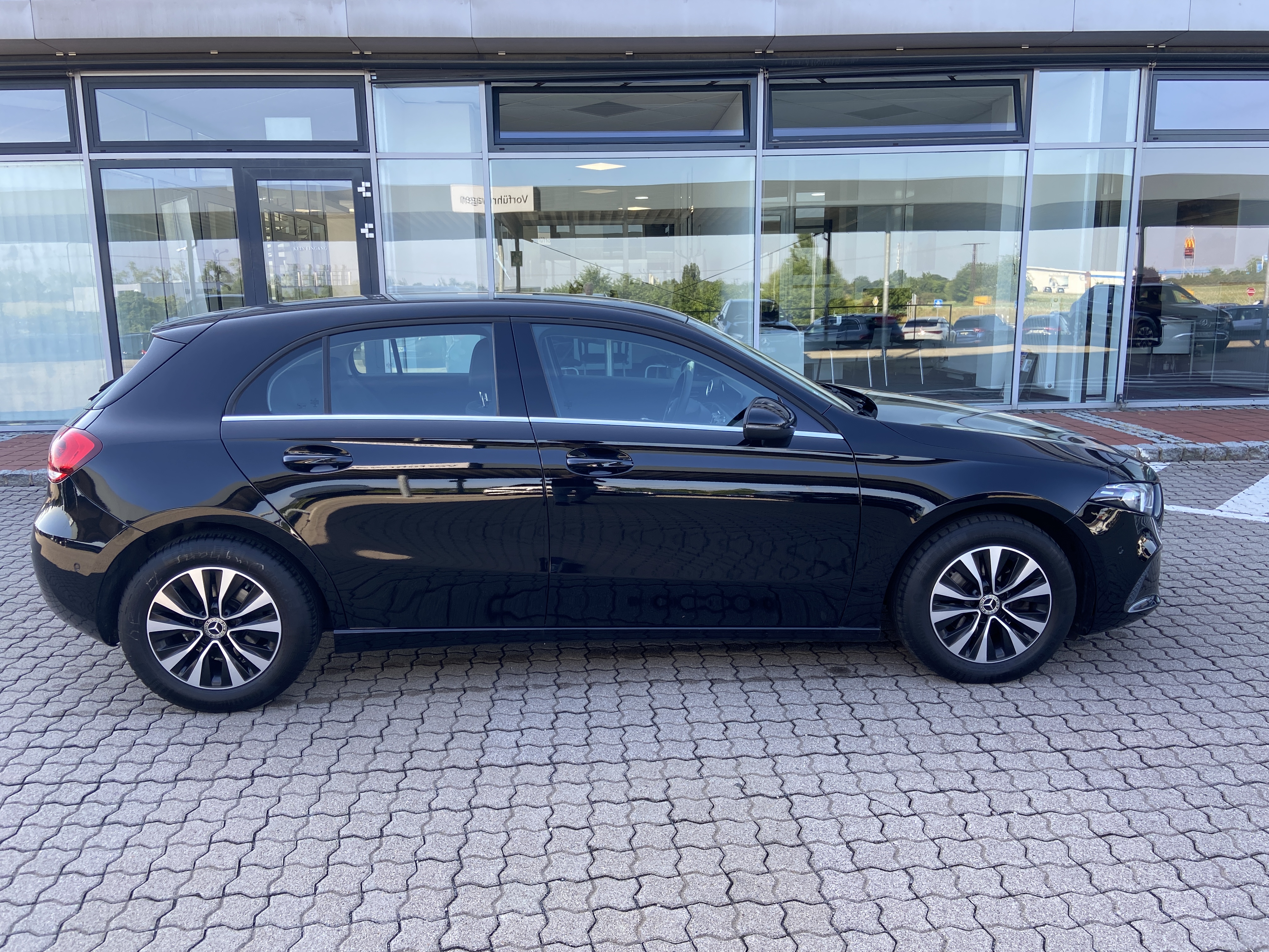 Mercedes-Benz A 180 d