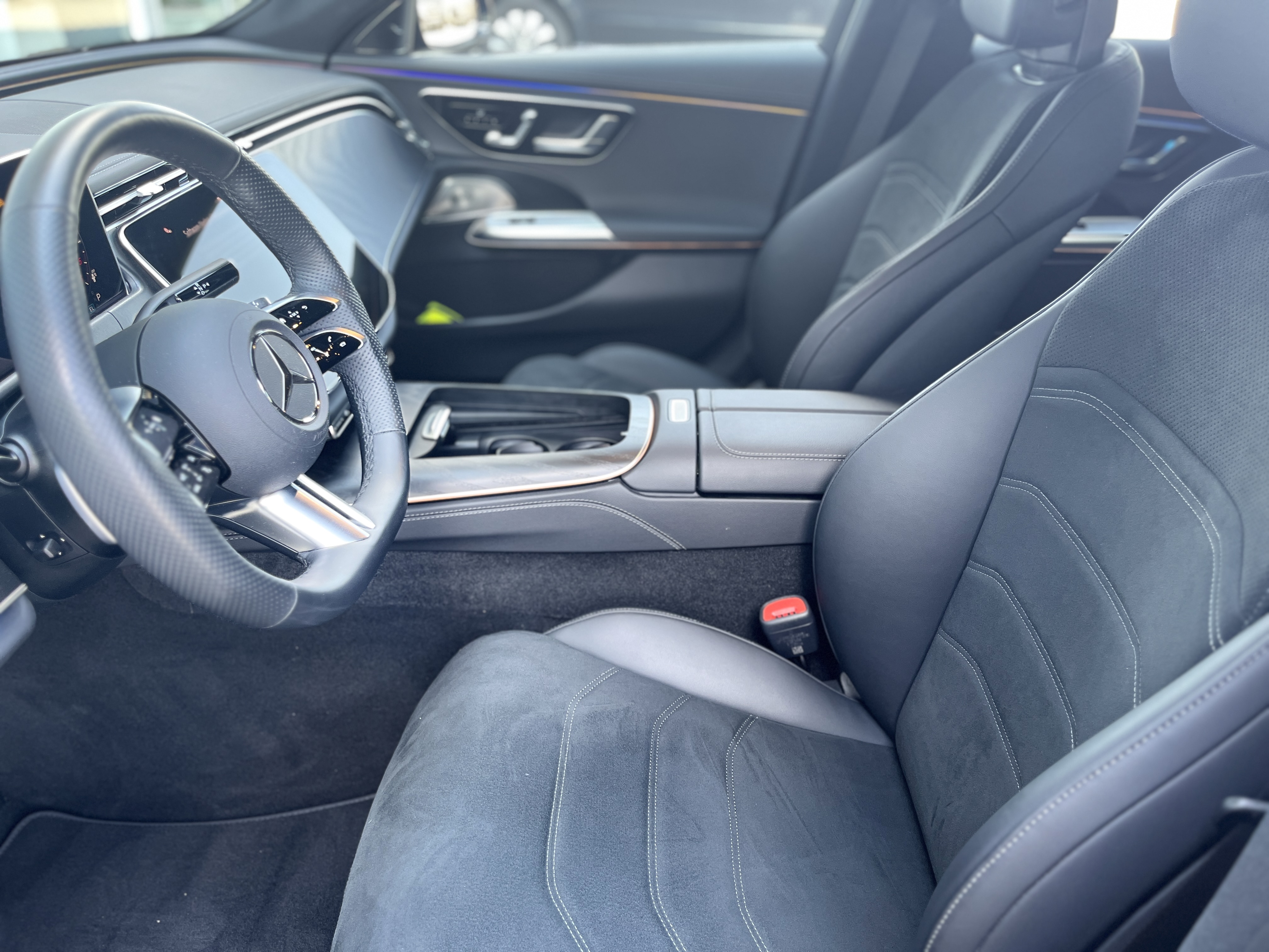 Mercedes-Benz E 300 de 4M T