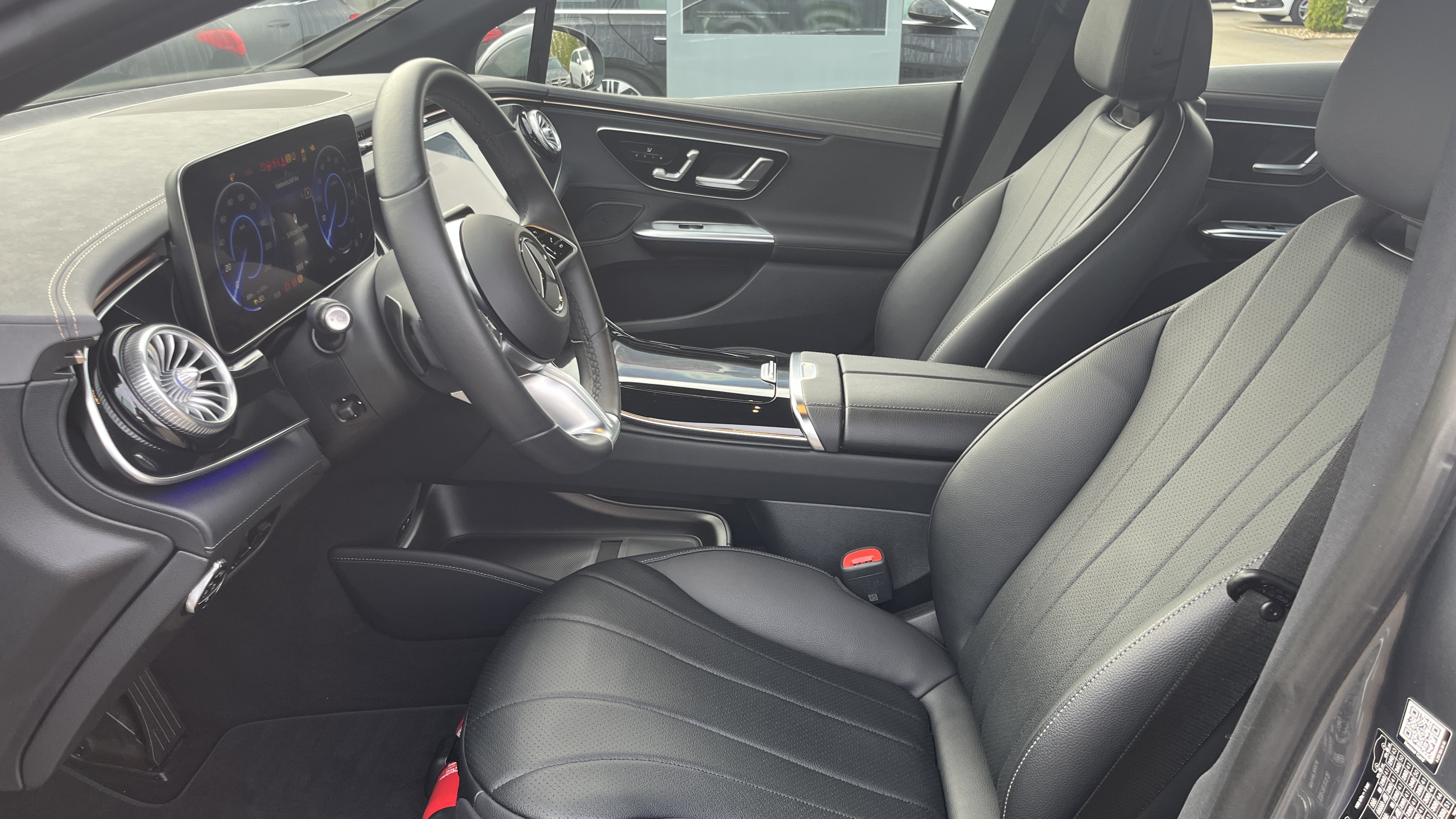 Mercedes-Benz EQE 350 