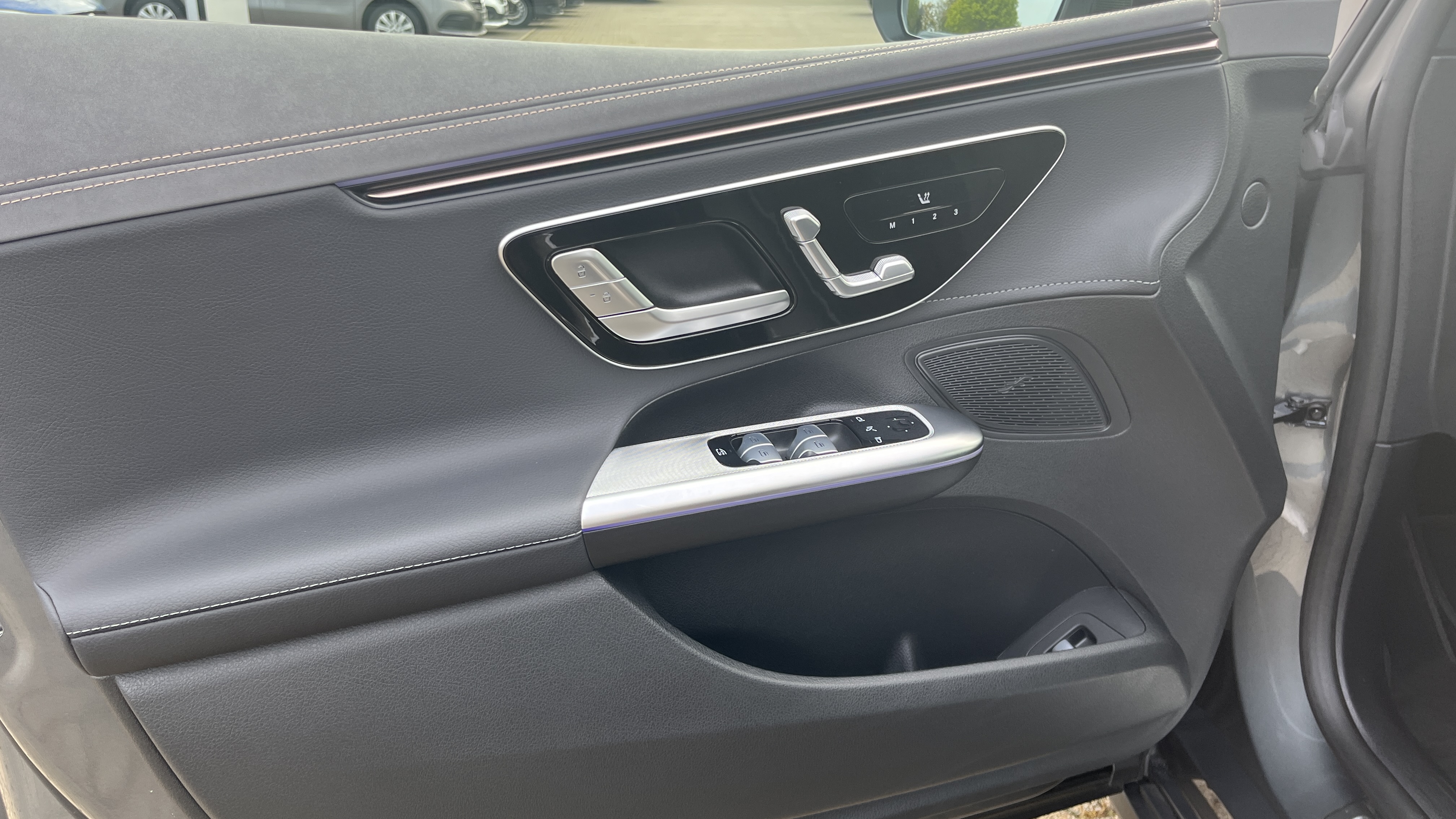 Mercedes-Benz EQE 350 