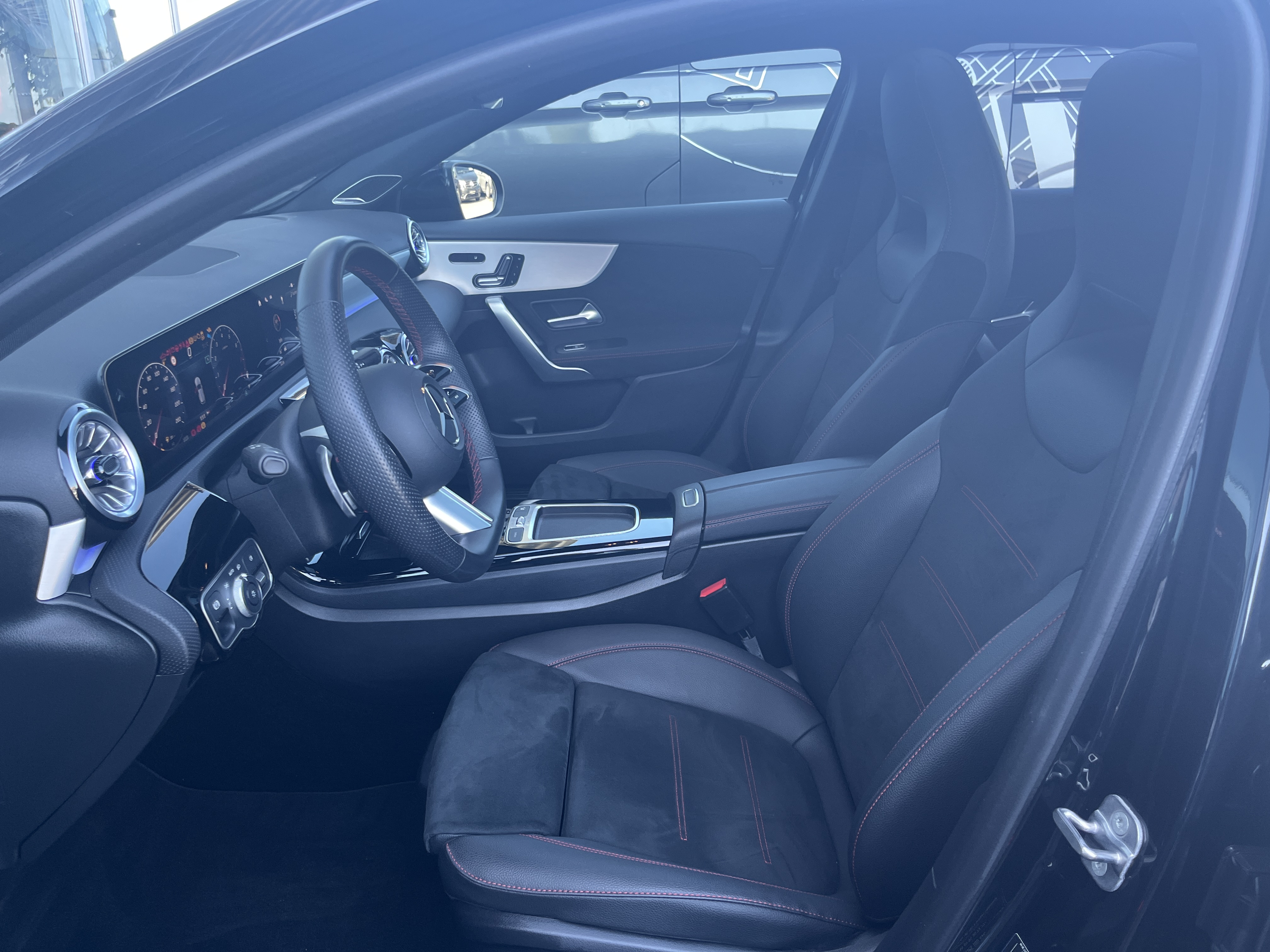 Mercedes-Benz A 250 4M