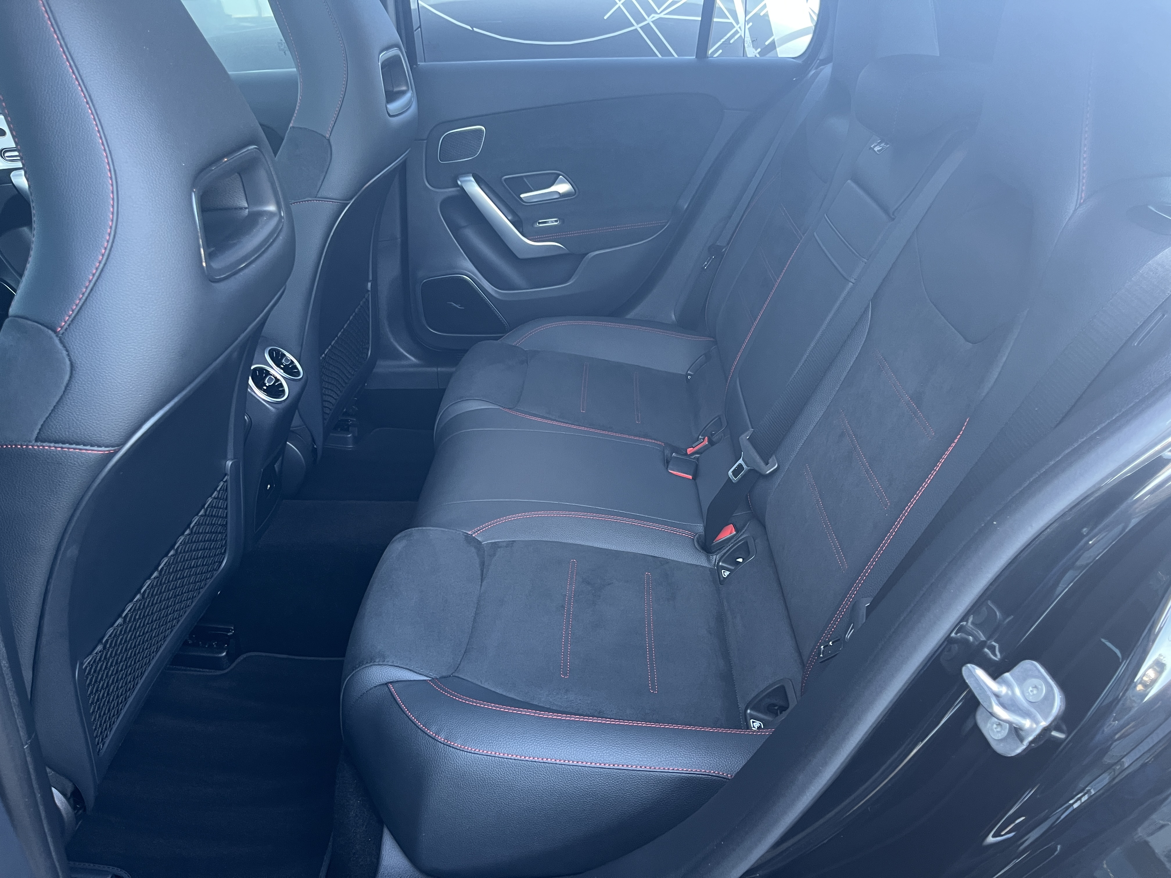 Mercedes-Benz A 250 4M