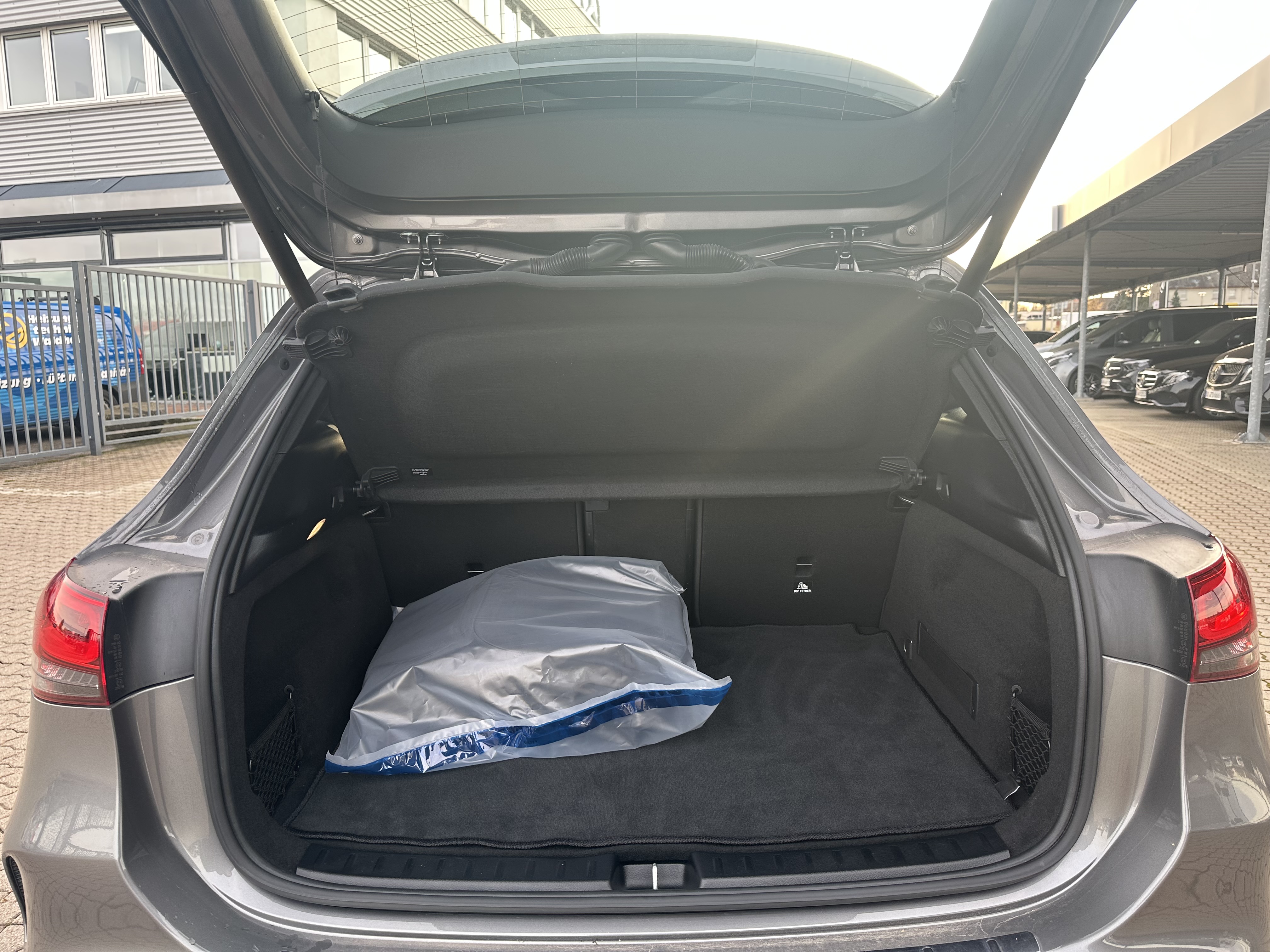 Mercedes-Benz EQA 250 