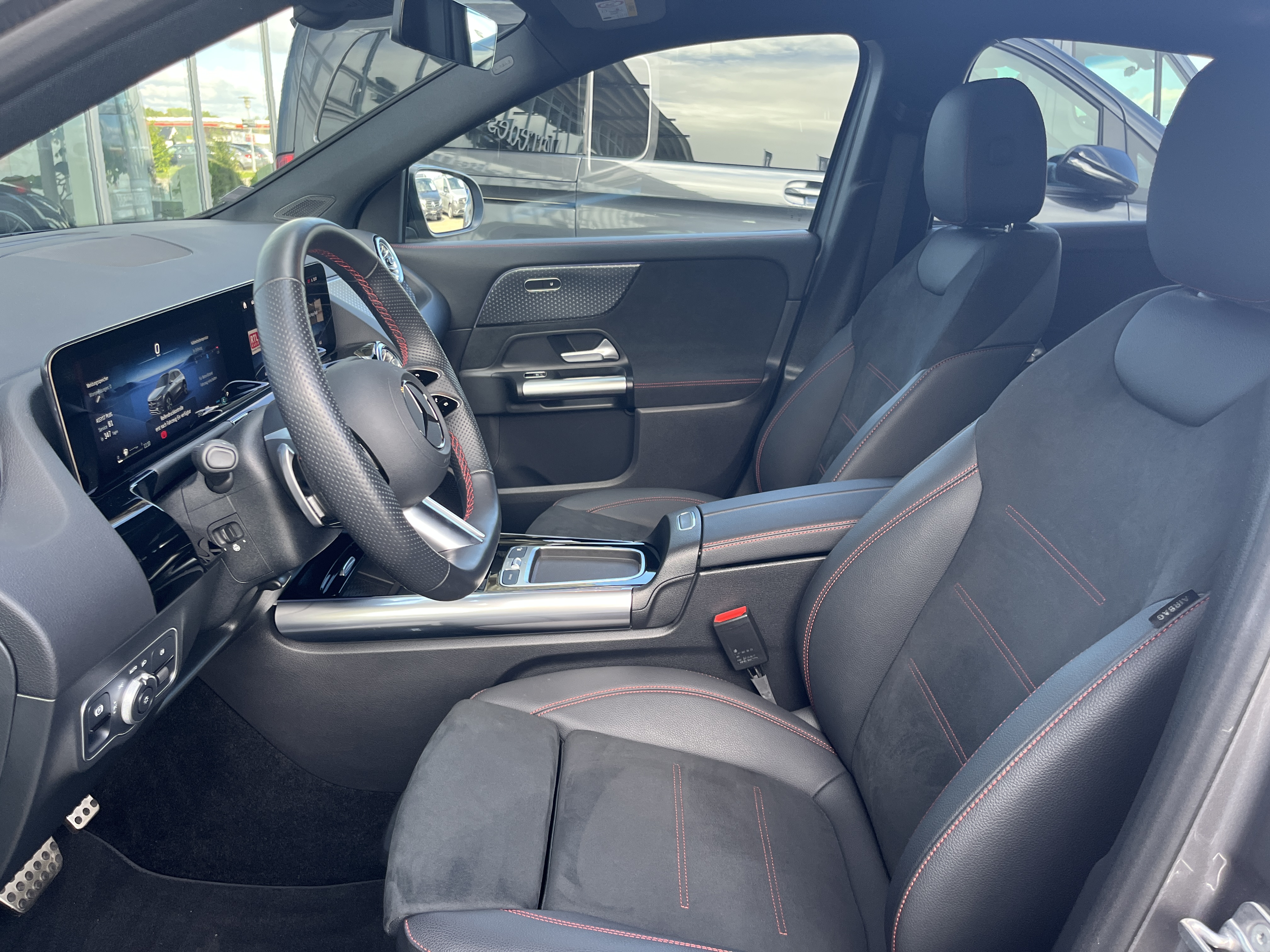 Mercedes-Benz GLA 250 4M