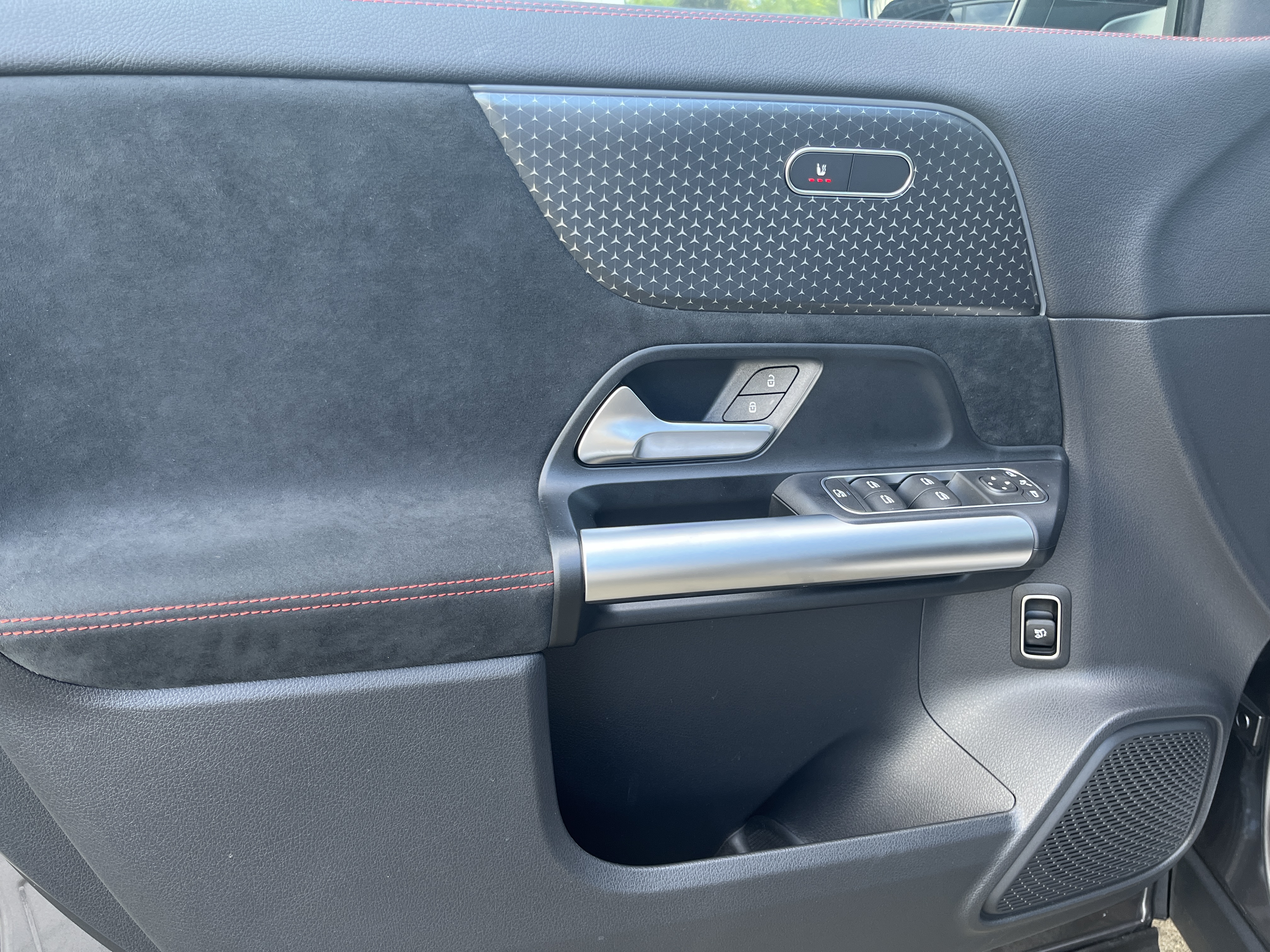 Mercedes-Benz GLA 250 4M