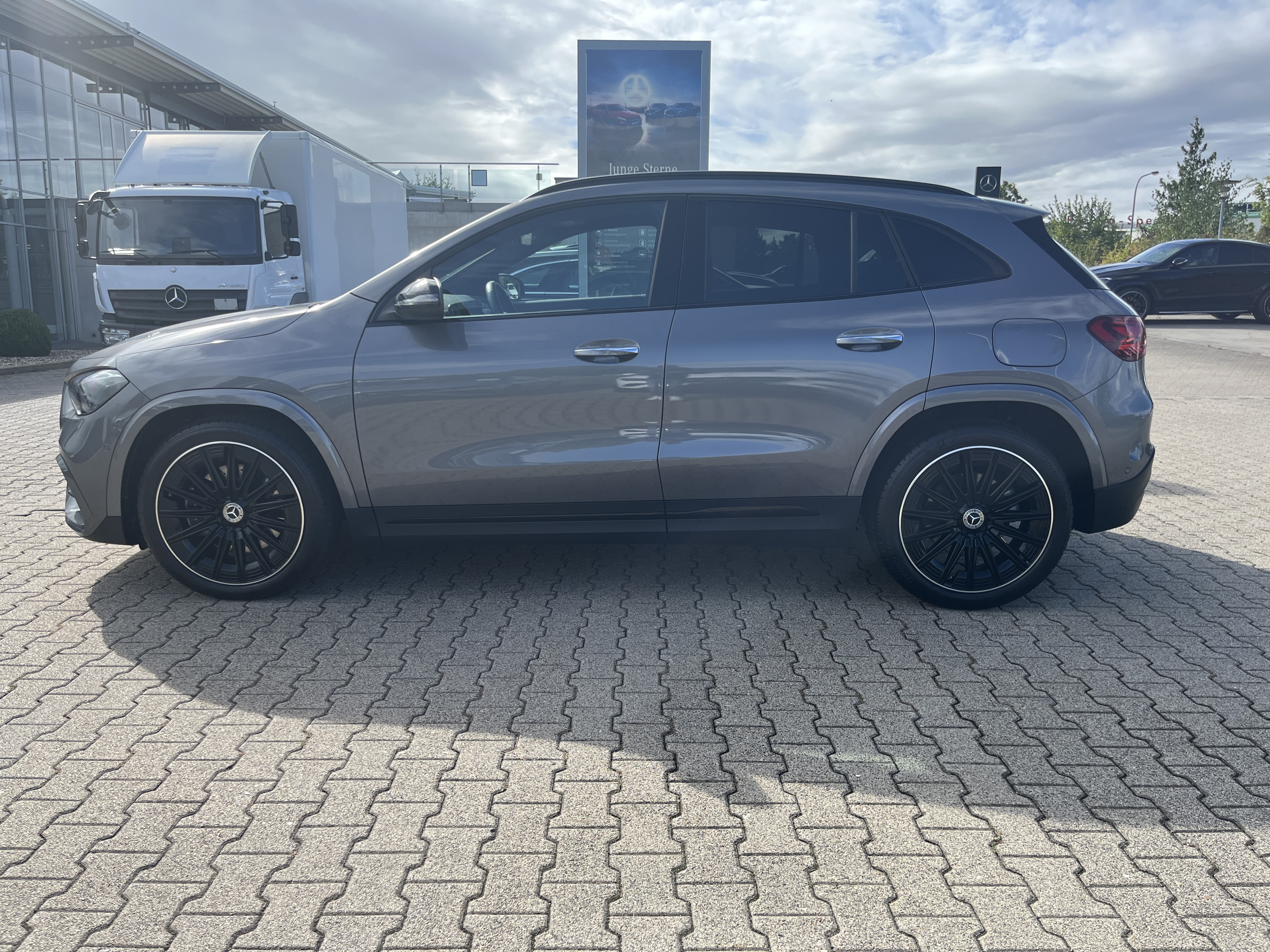 Mercedes-Benz GLA 250 4M