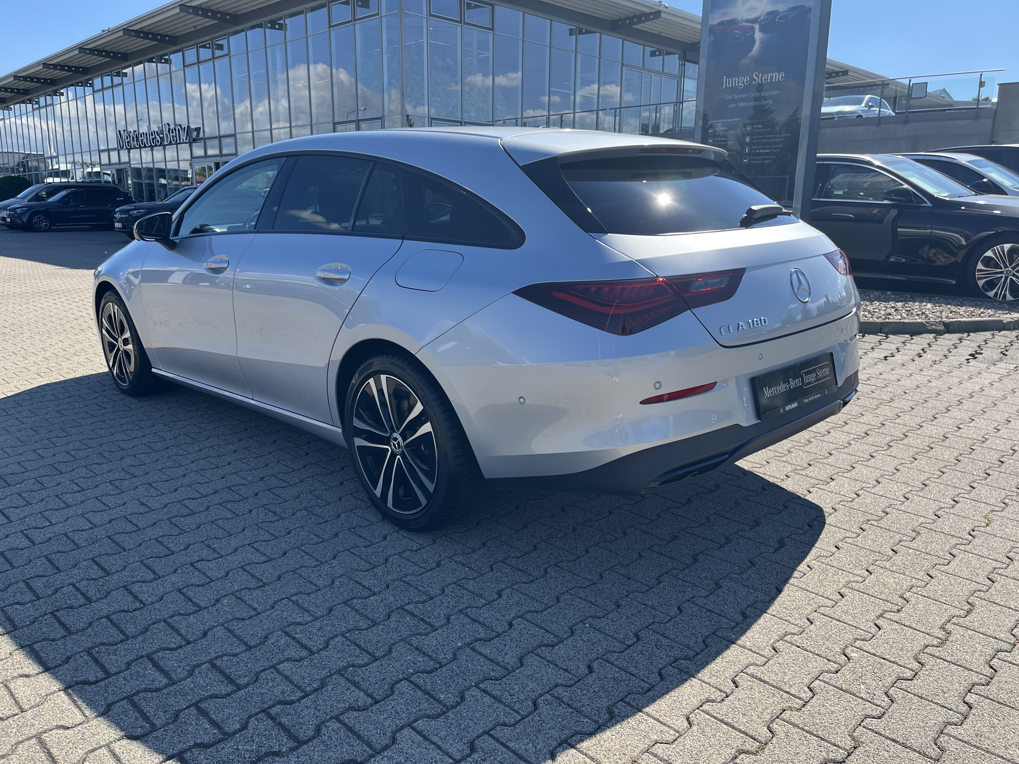 Mercedes-Benz CLA 180 Shooting Brake CLA 180 SB