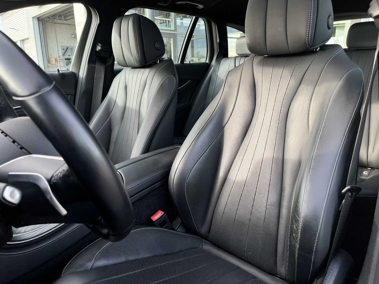 Mercedes-Benz E 300 de 4M T