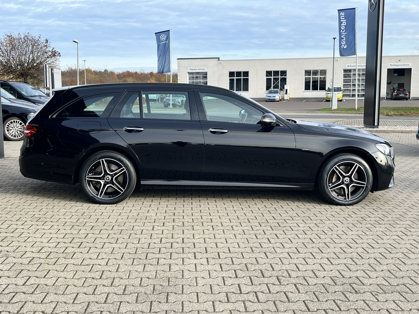 Mercedes-Benz E 300 de 4M T