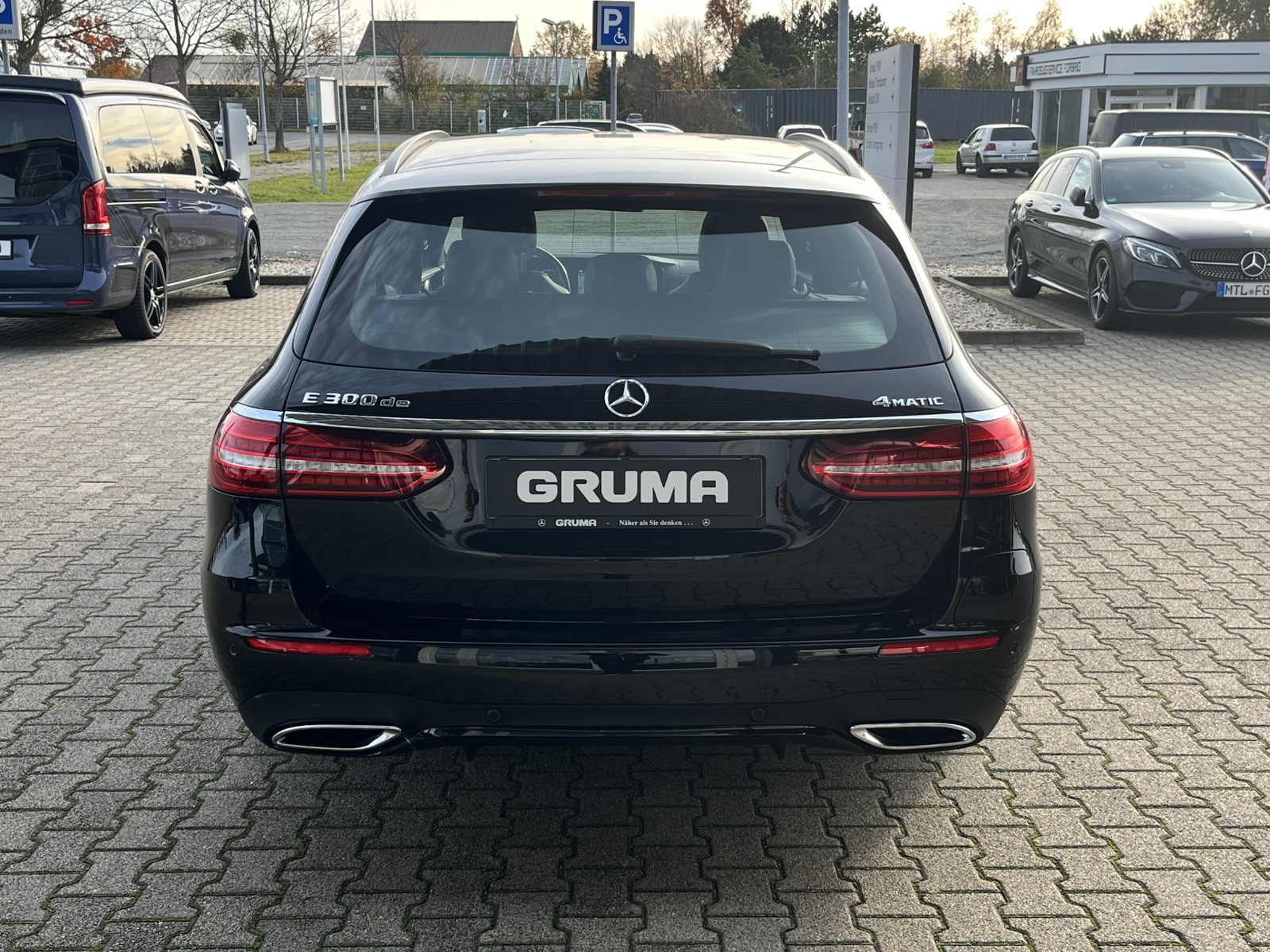 Mercedes-Benz E 300 de 4M T