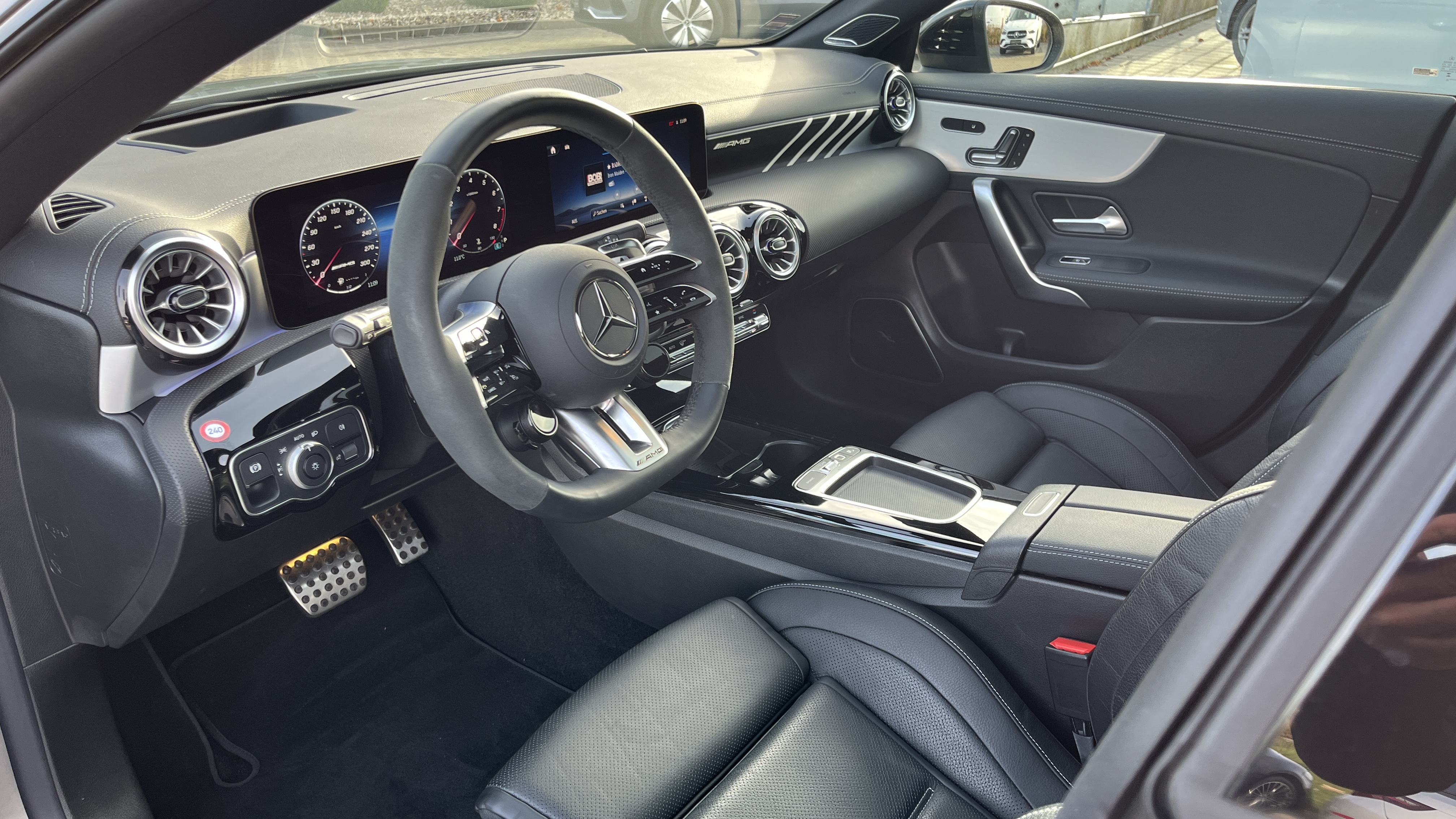 Mercedes-Benz CLA 45 AMG Shooting Brake CLA 45 S 4M+