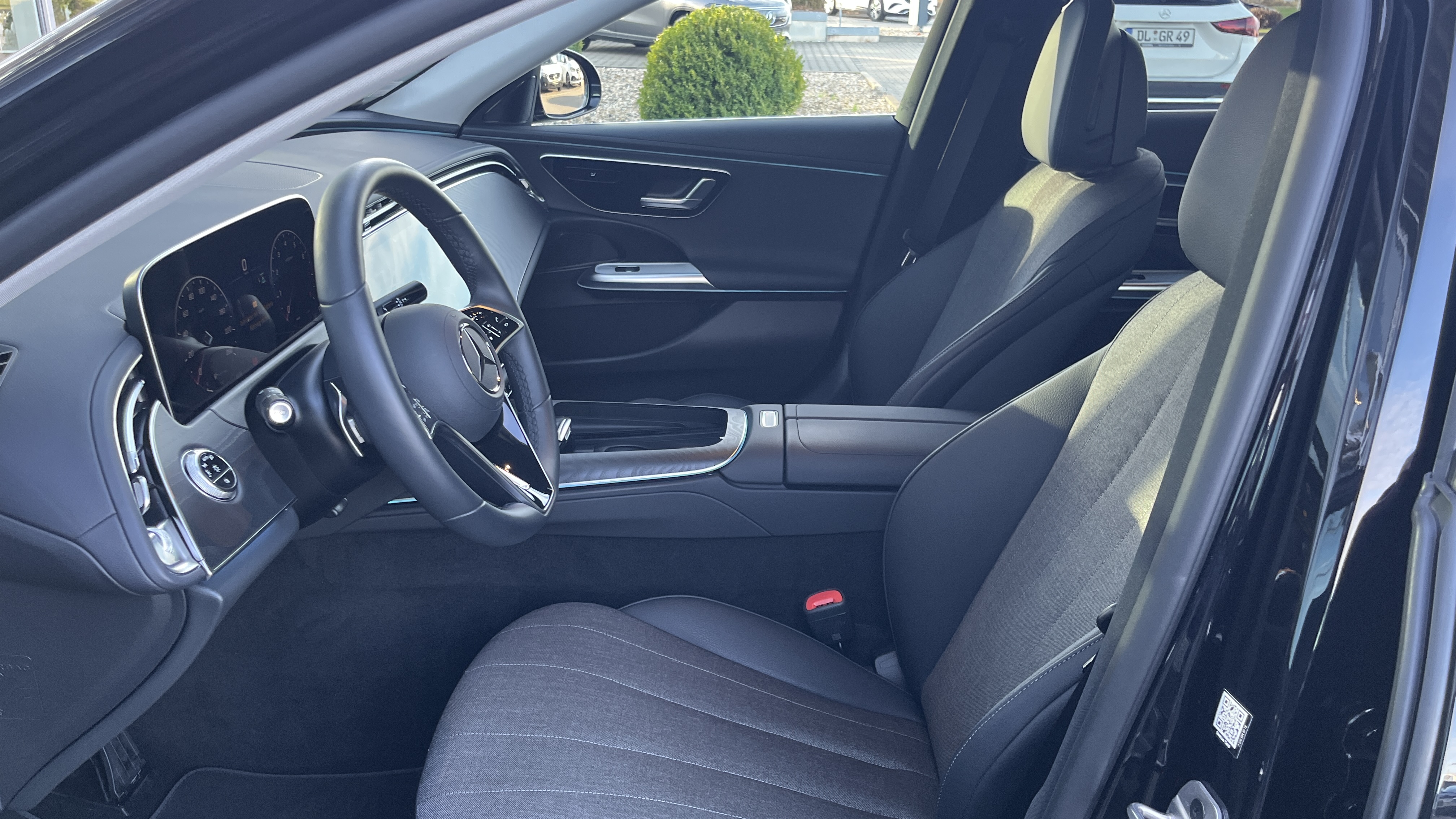 Mercedes-Benz E 200 Limousine