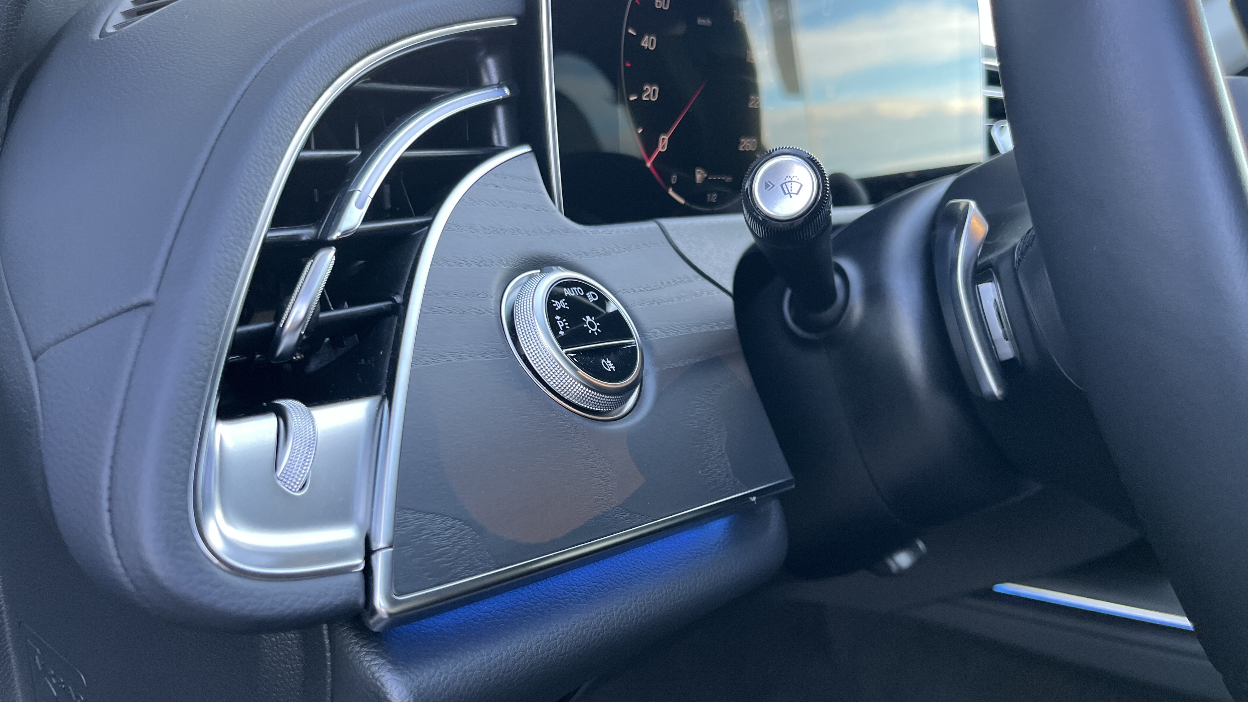 Mercedes-Benz E 200 Limousine