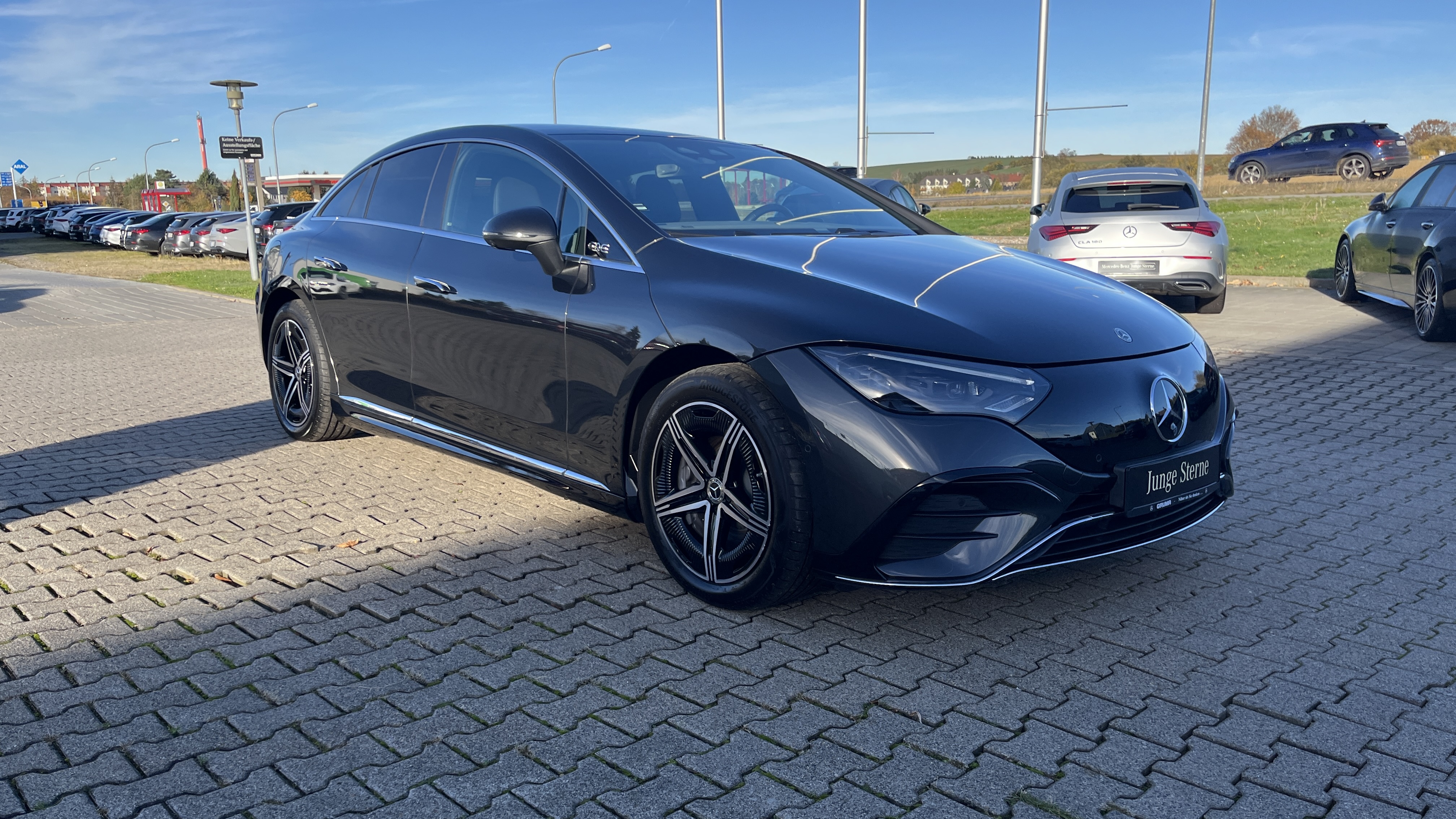 Mercedes-Benz EQE 350 +