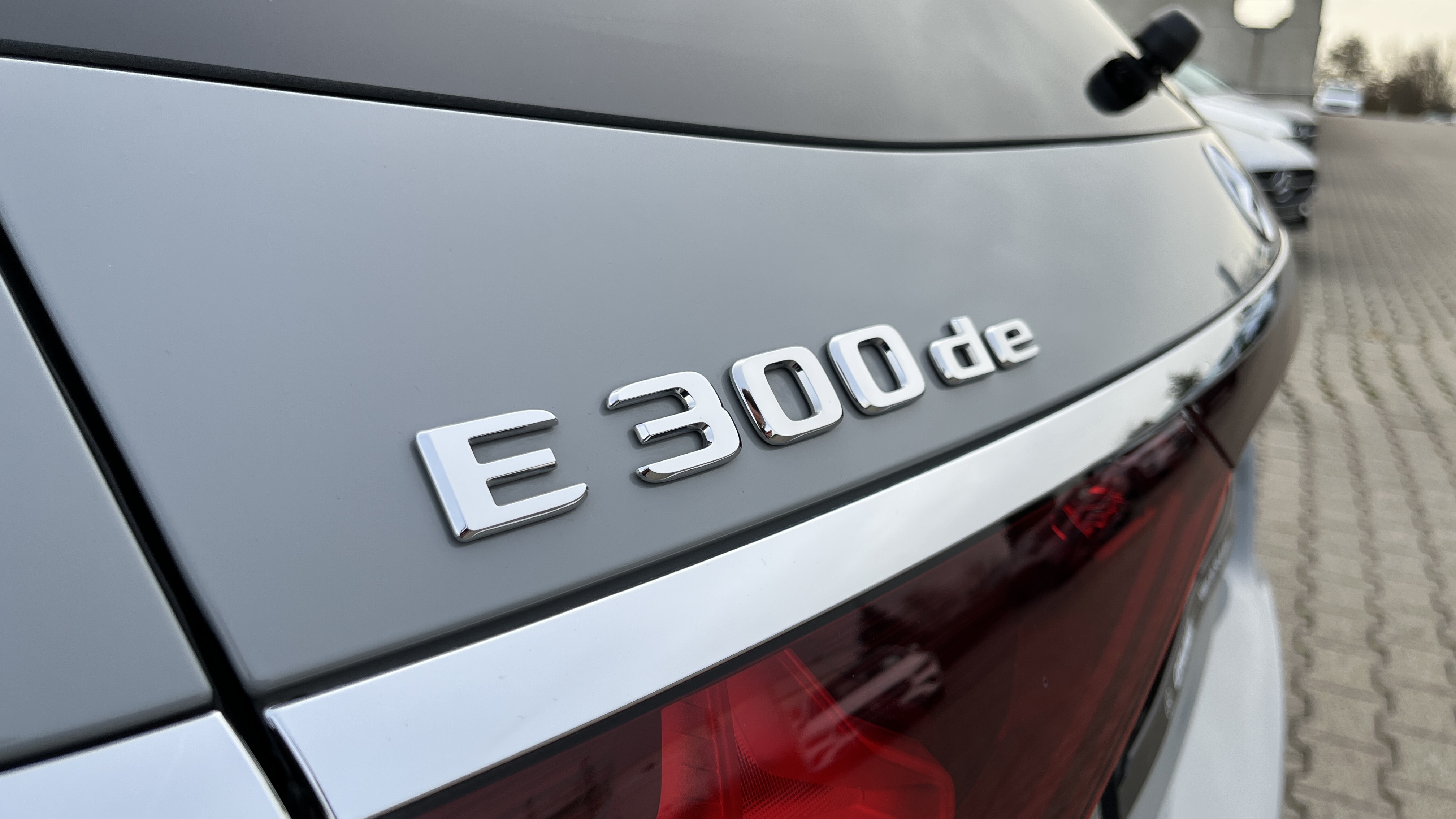 Mercedes-Benz E 300 de 4M T