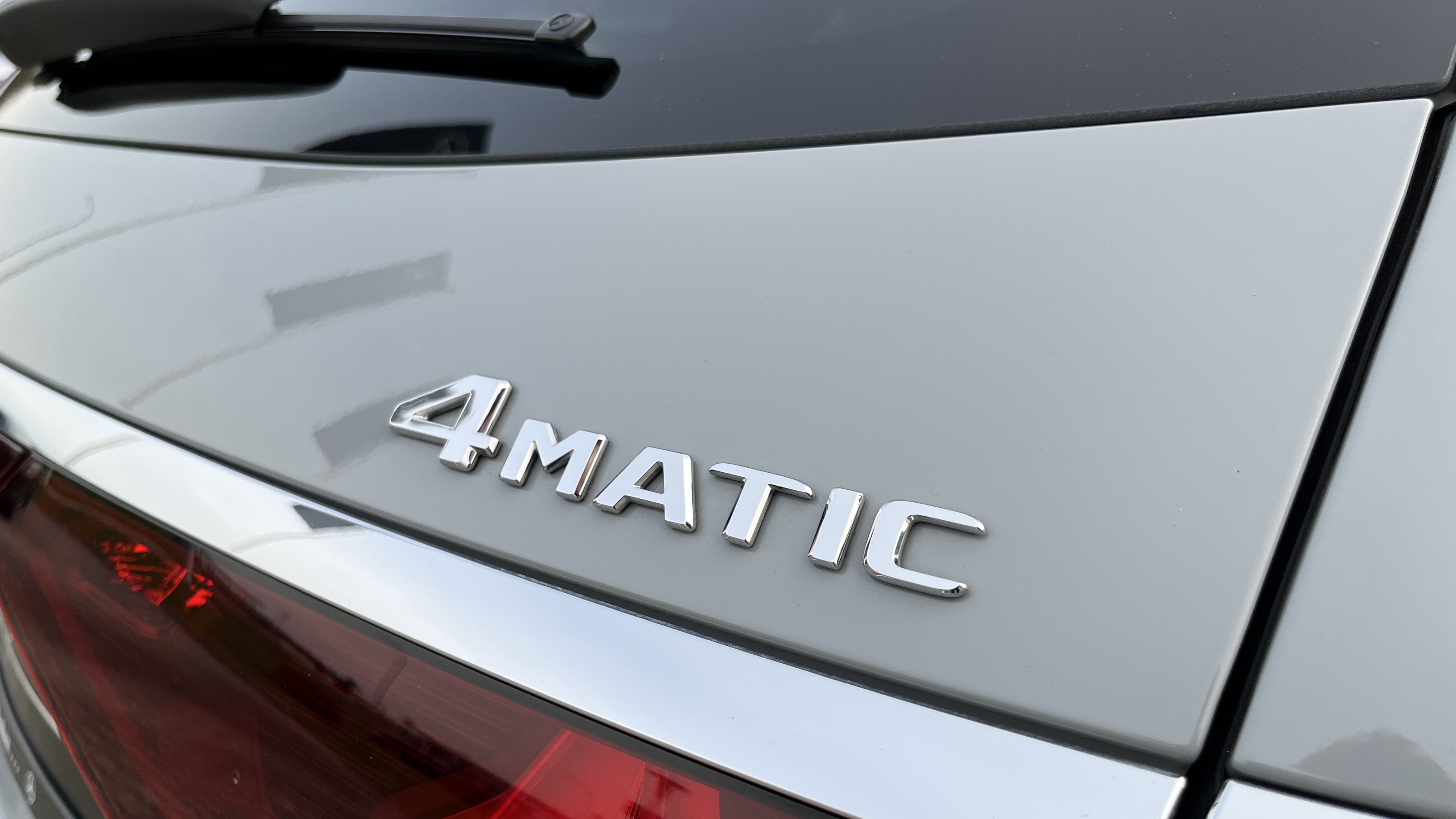 Mercedes-Benz E 300 de 4M T