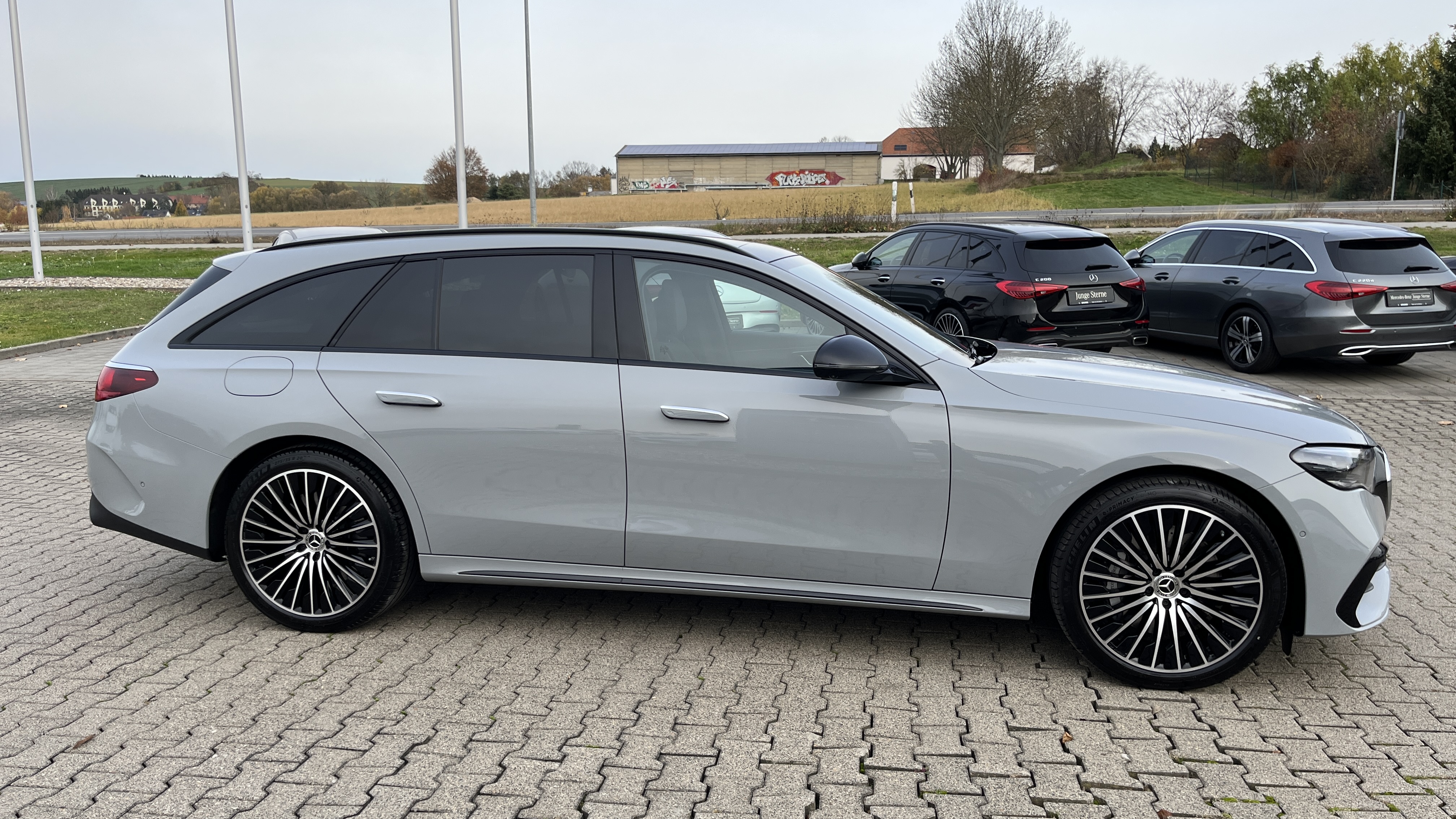 Mercedes-Benz E 300 de 4M T