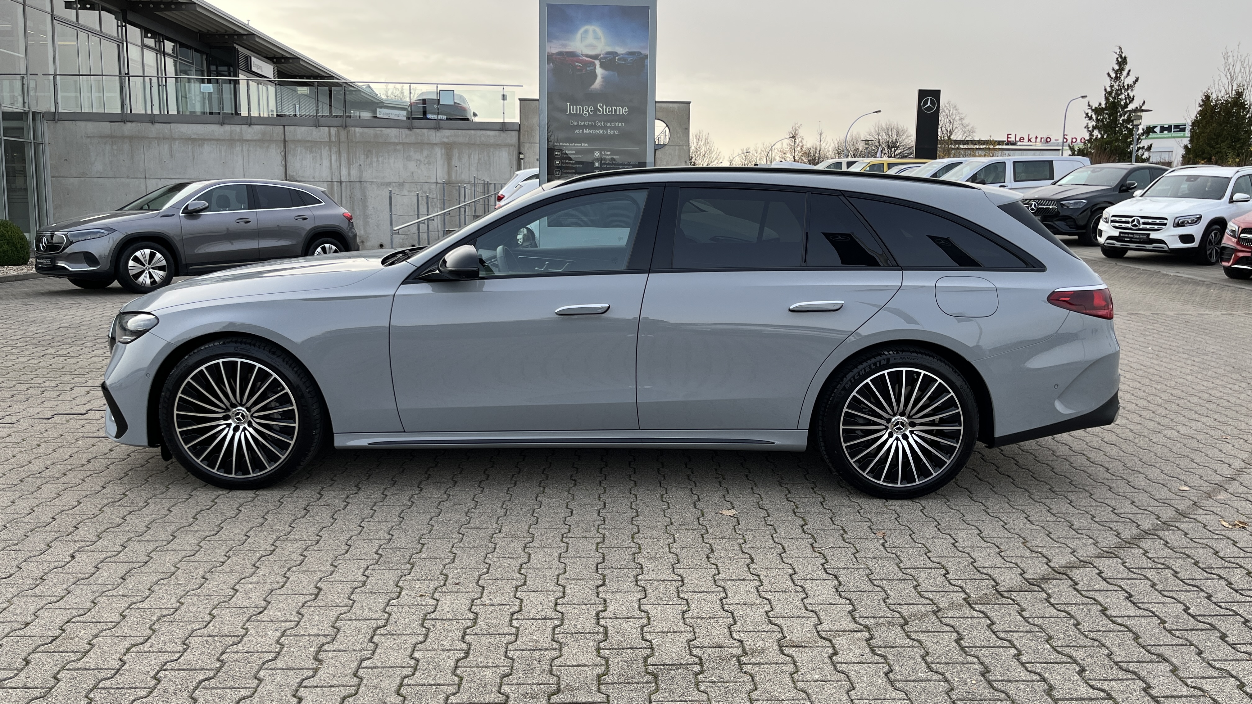 Mercedes-Benz E 300 de 4M T