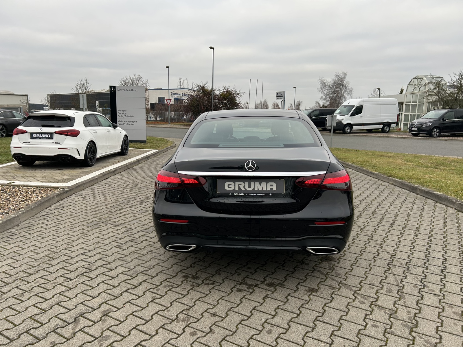 Mercedes-Benz E 220 d