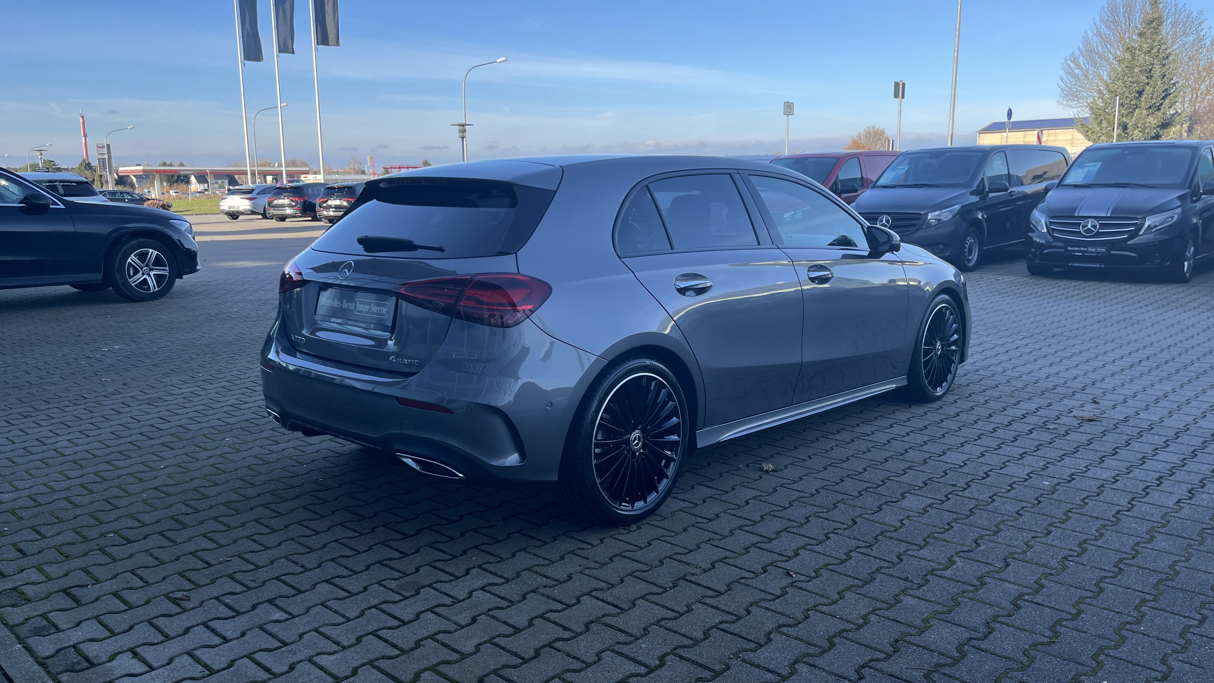 Mercedes-Benz A 220 4M