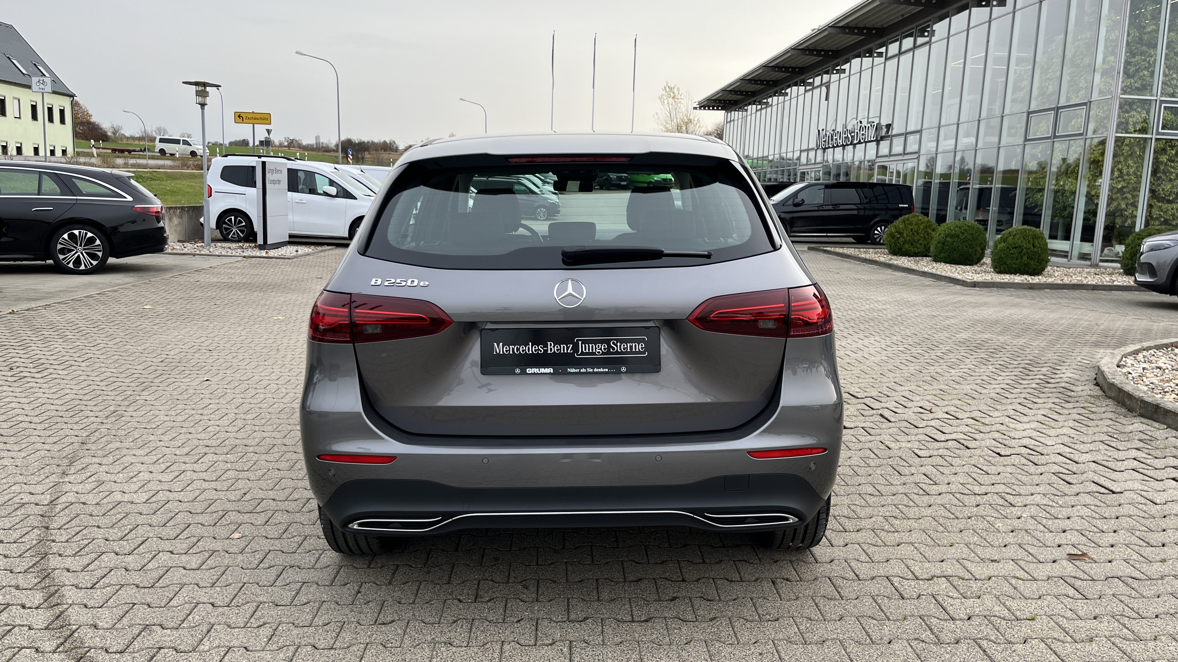 Mercedes-Benz B 250 e