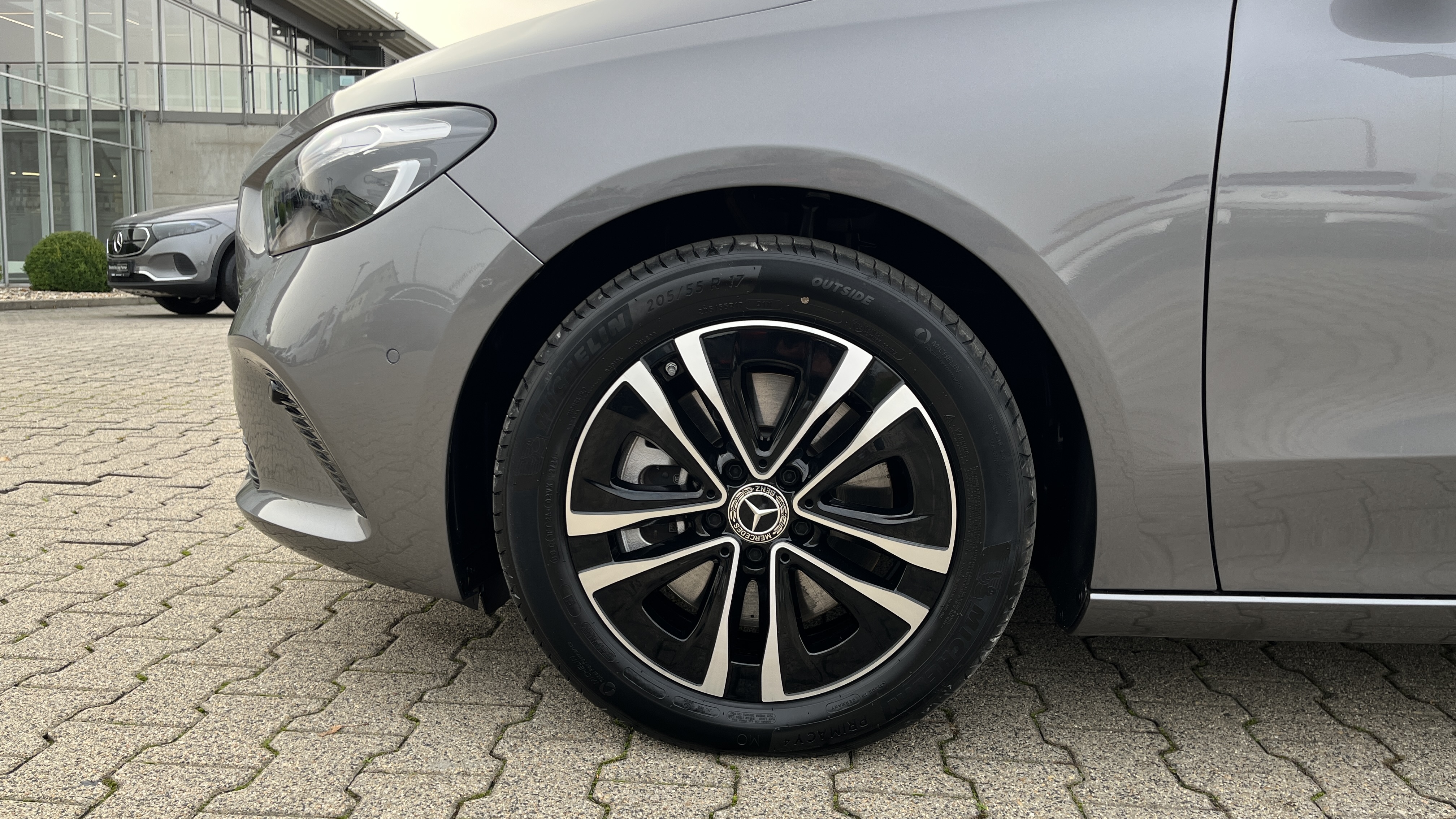 Mercedes-Benz B 250 e