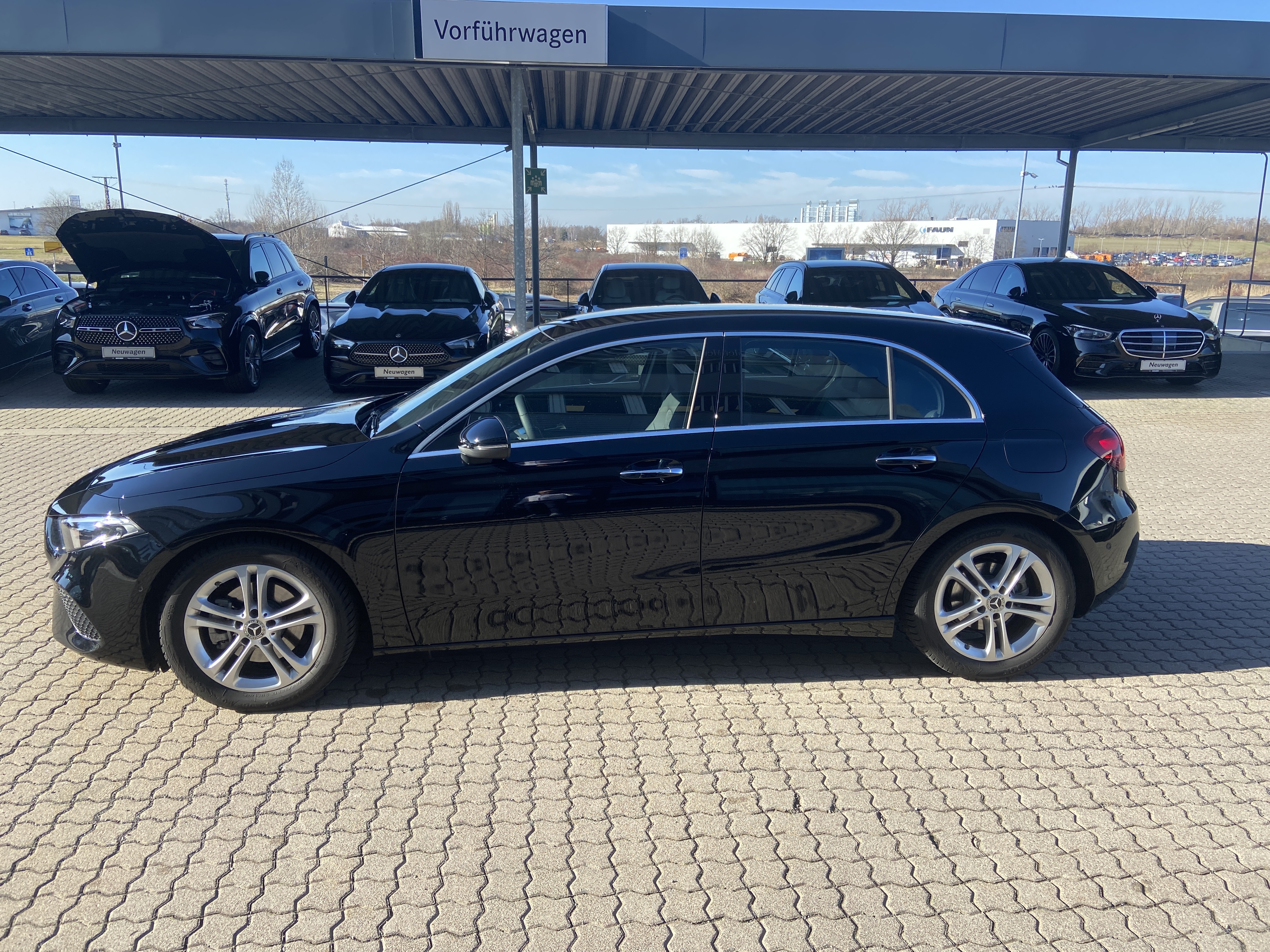 Mercedes-Benz A 200 