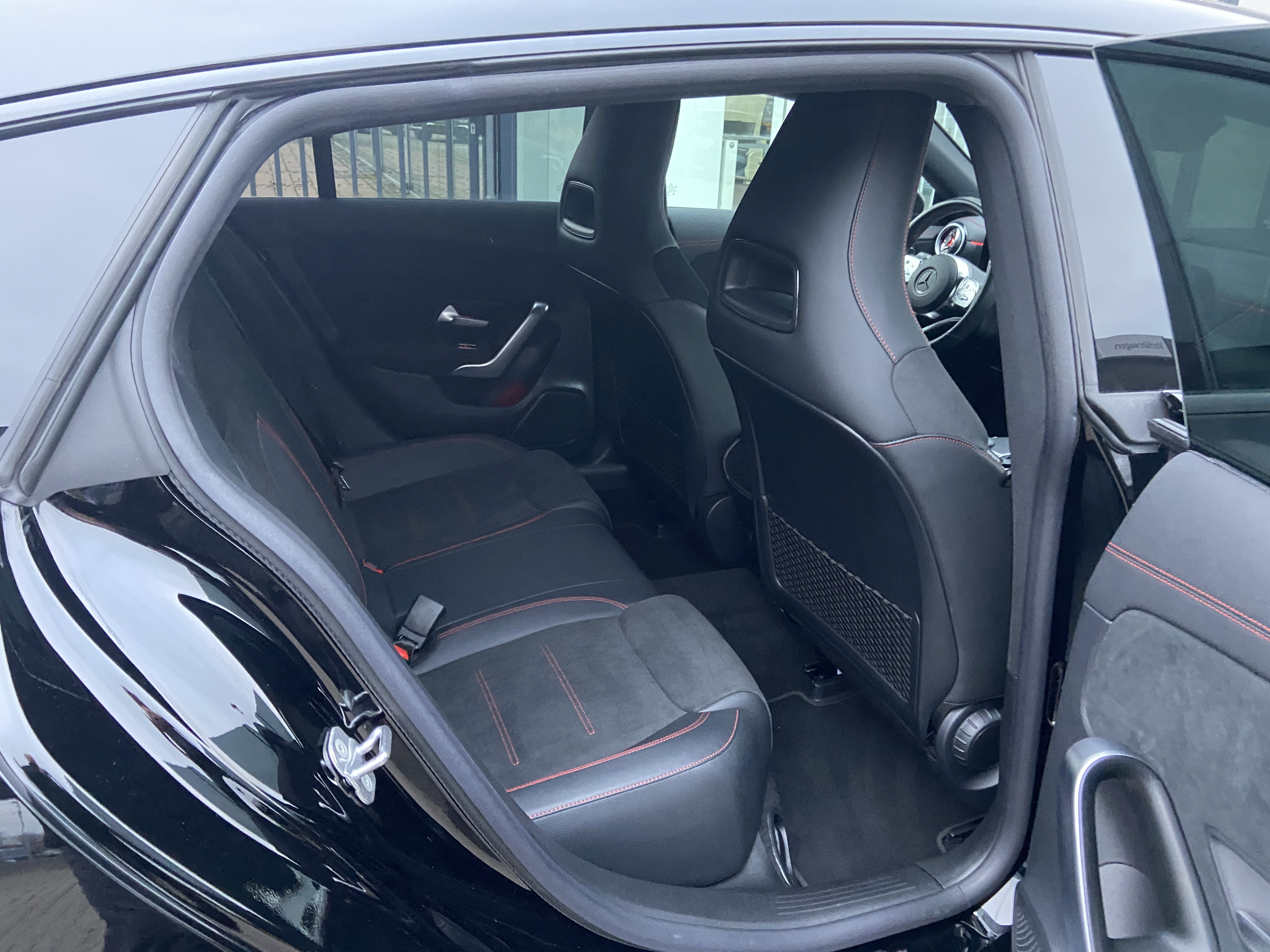 Mercedes-Benz CLA 180 Shooting Brake CLA 180 SB