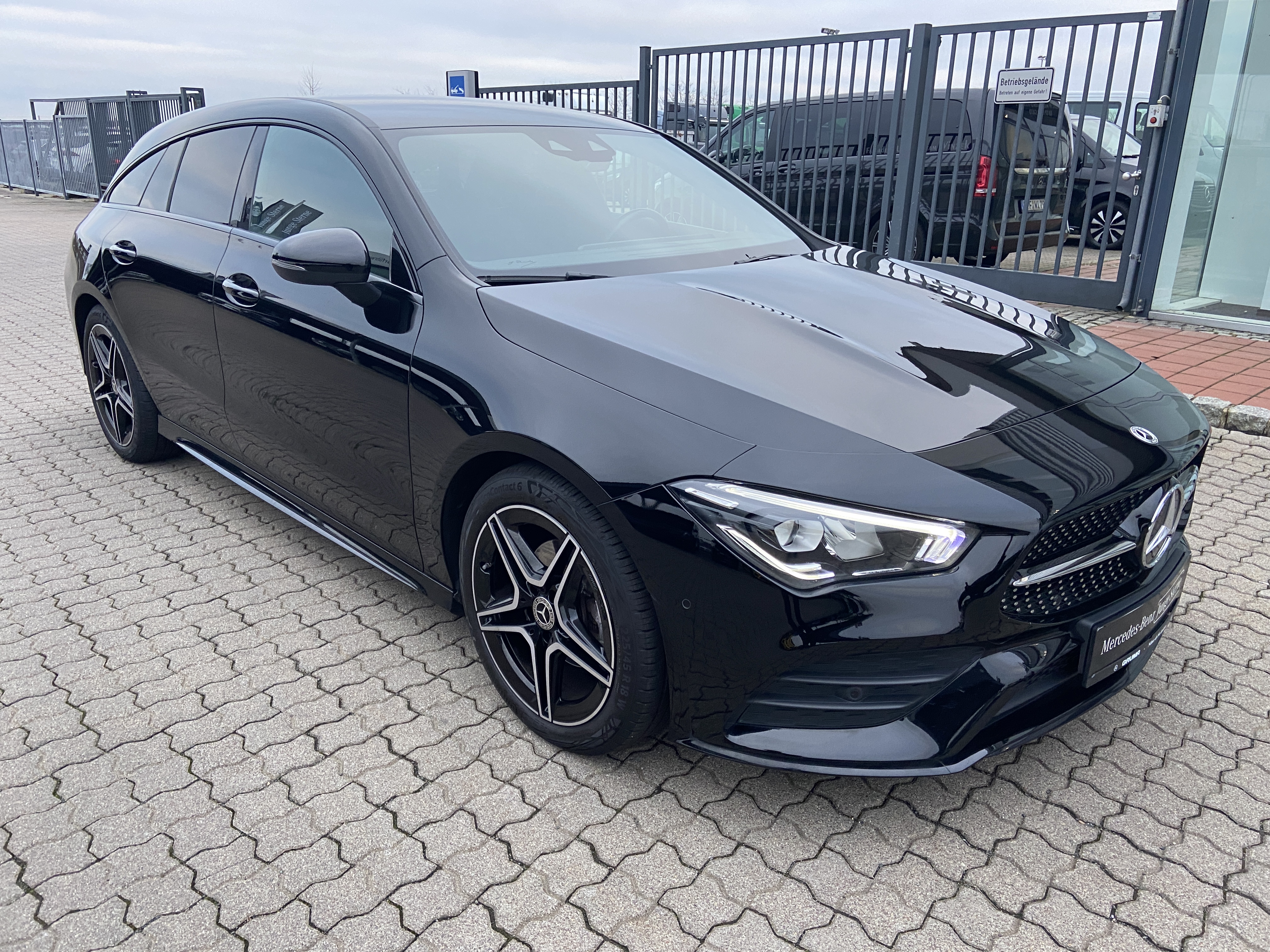 Mercedes-Benz CLA 180 Shooting Brake CLA 180 SB