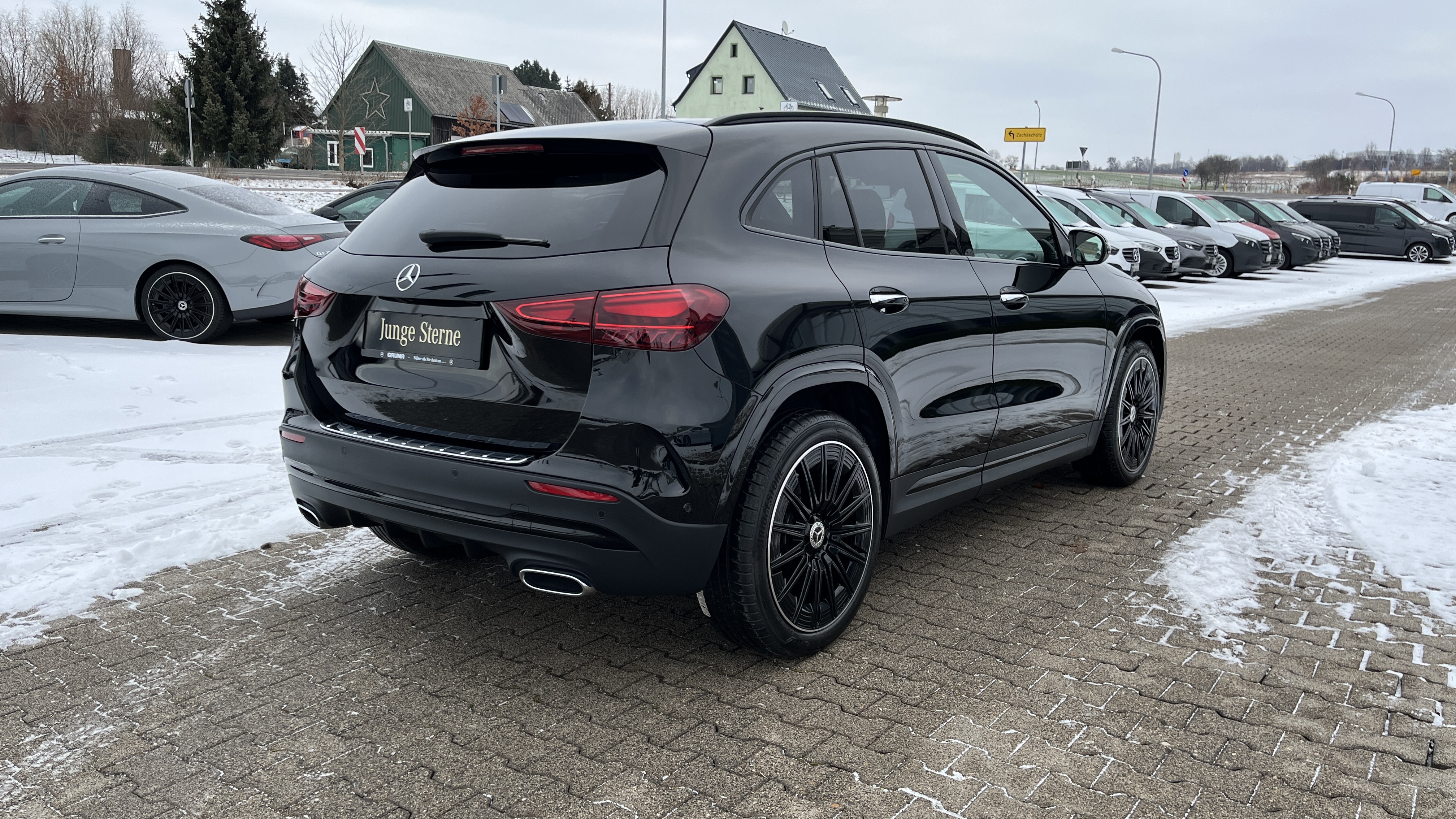 Mercedes-Benz GLA 220 4M